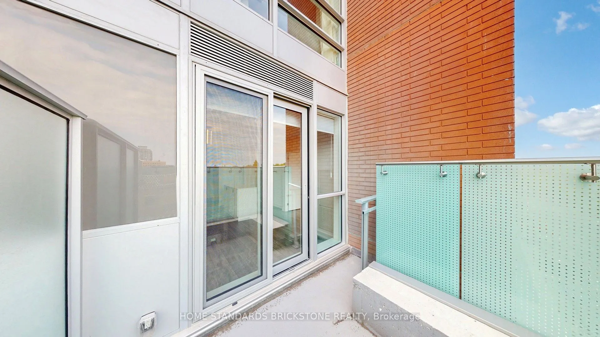 8888 Yonge Street, #321