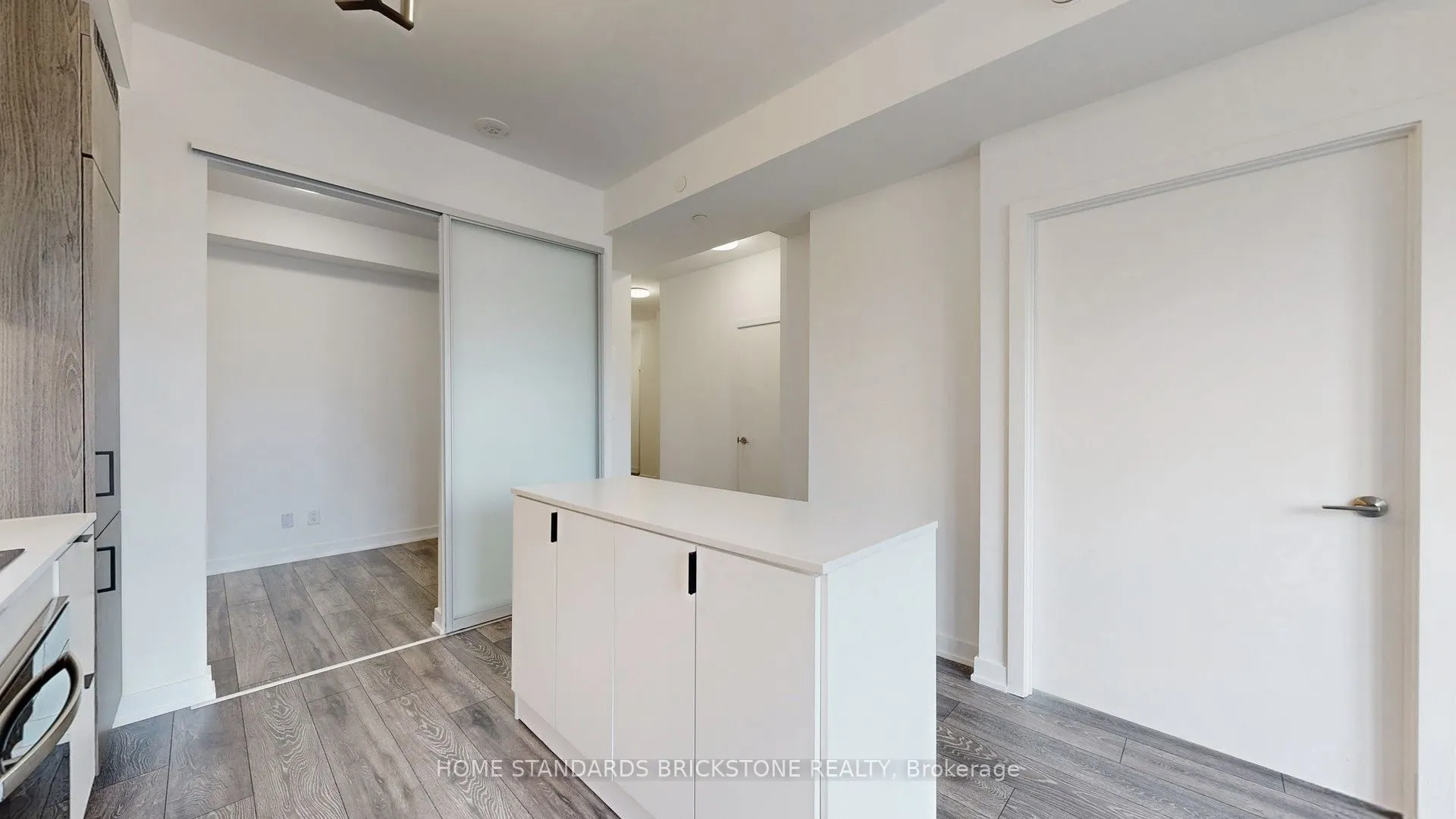8888 Yonge Street, #321
