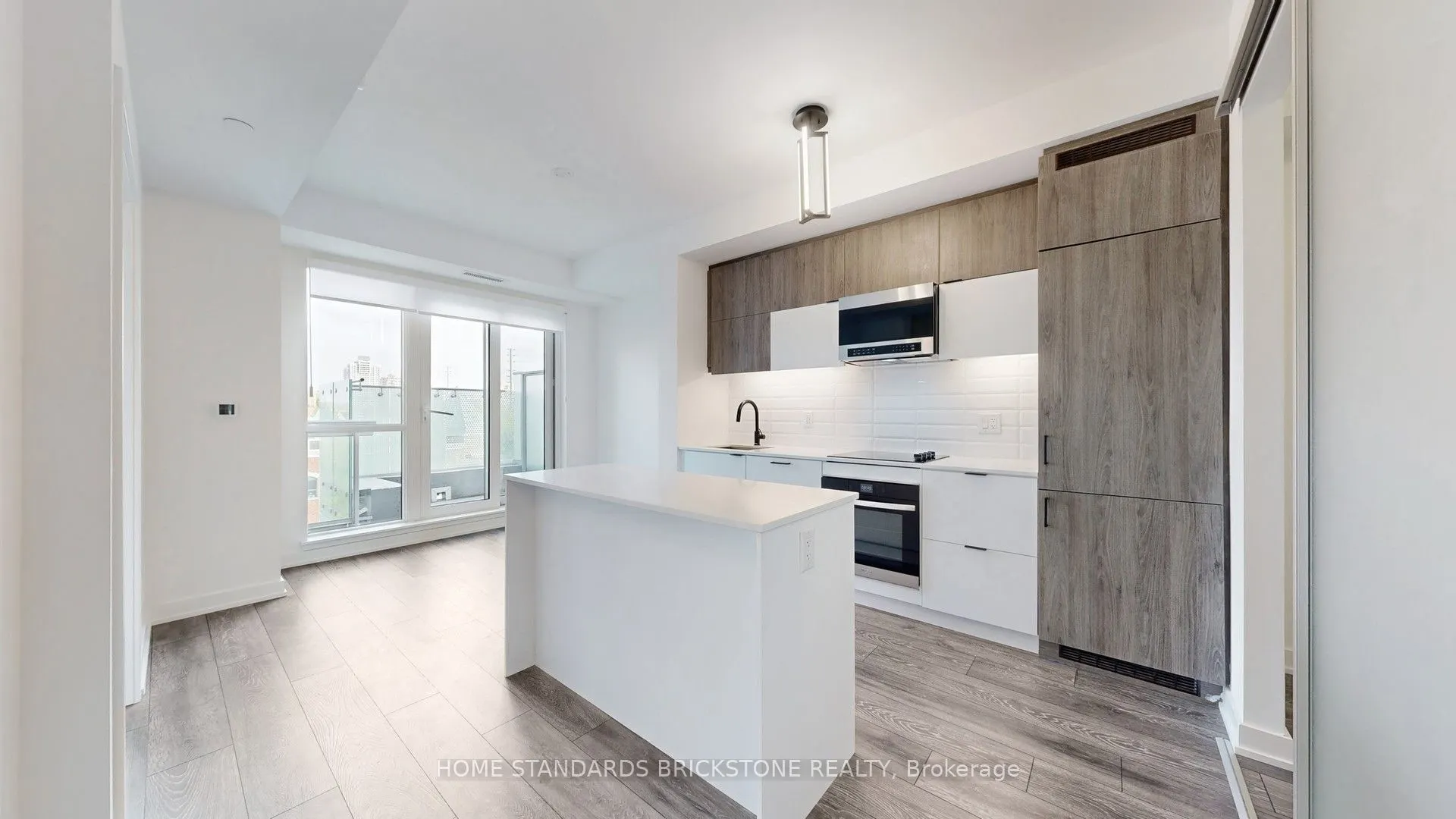 8888 Yonge Street, #321