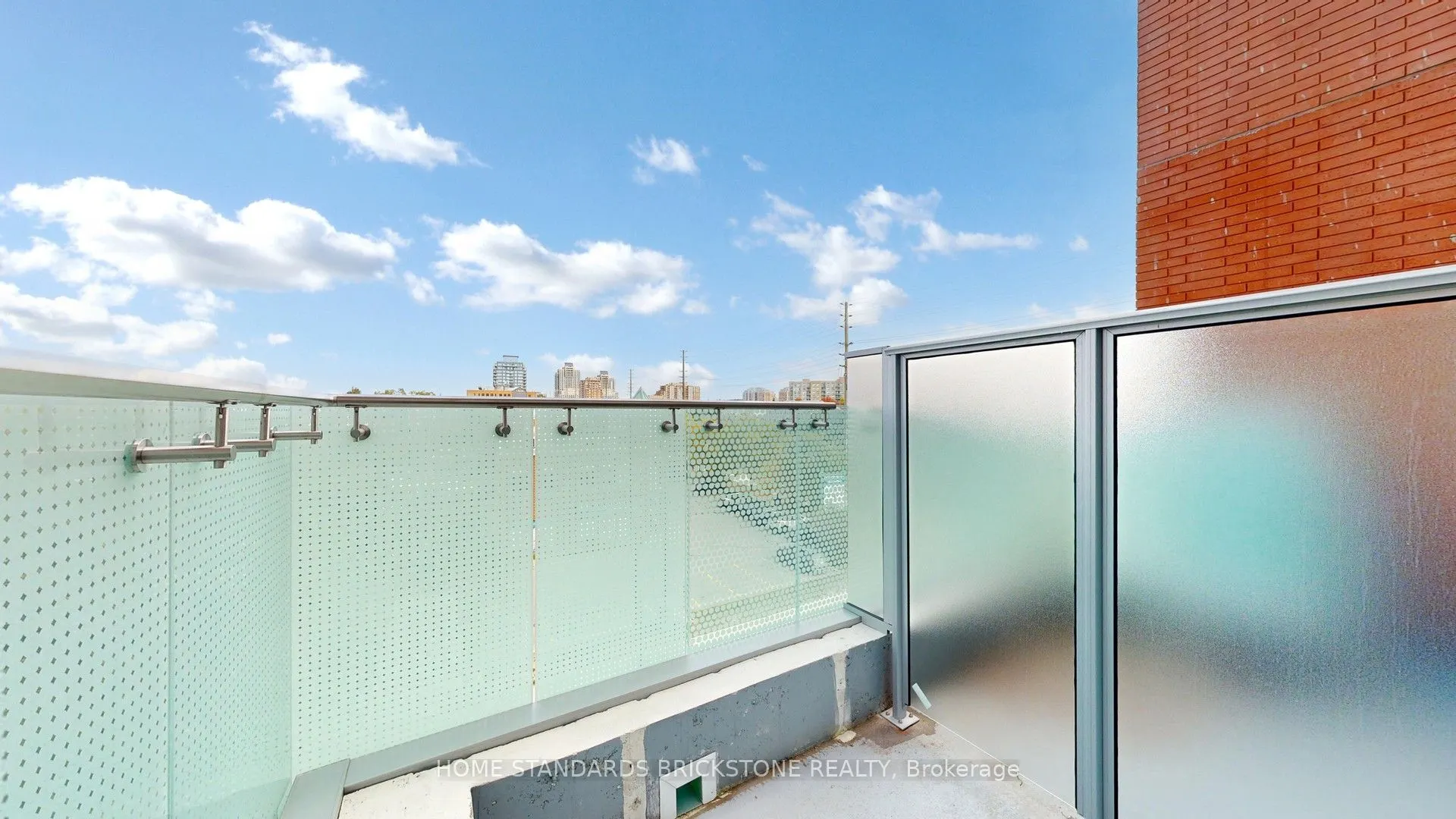 8888 Yonge Street, #321