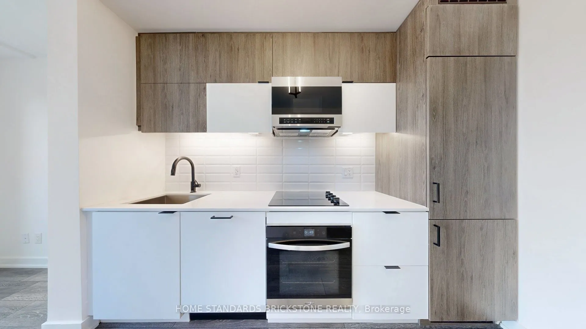 8888 Yonge Street, #321