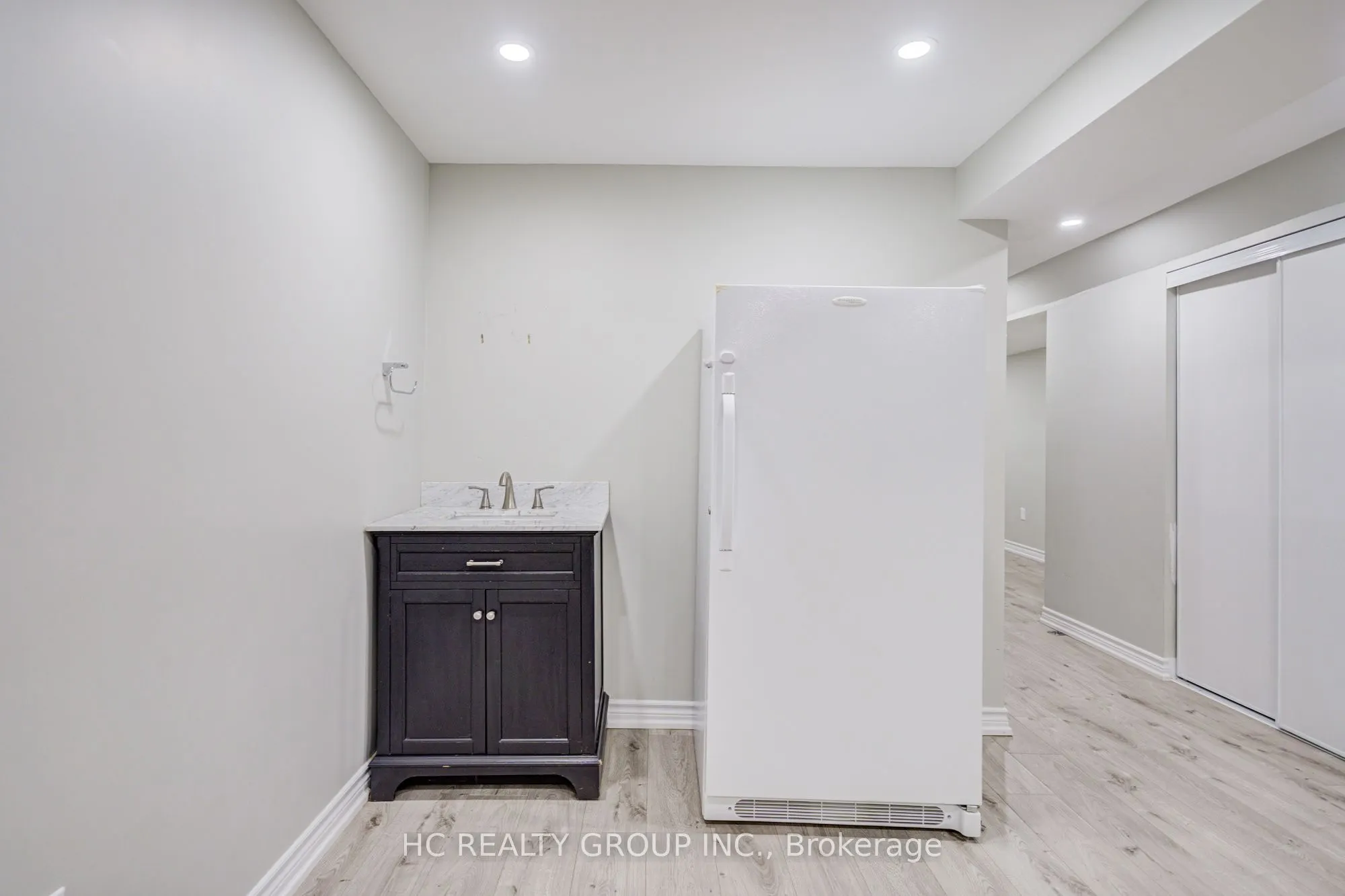 56 North Lake Road, #22