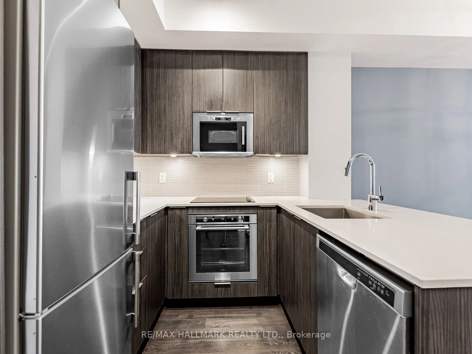 99 Eagle Rock Way, #322