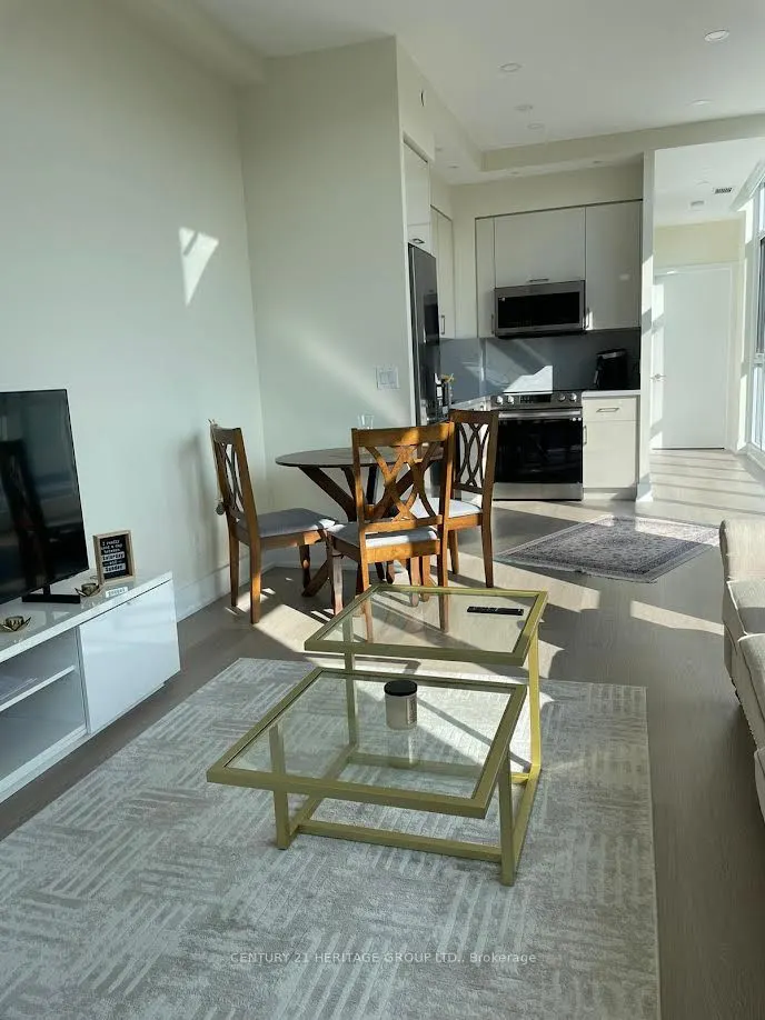9471 Yonge Street, #244