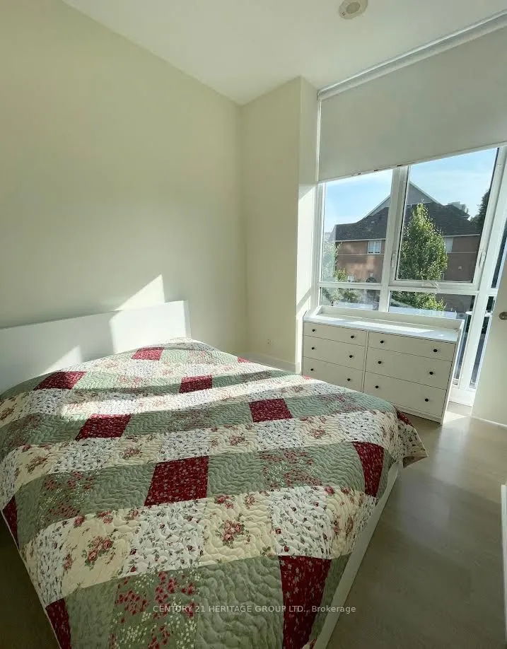 9471 Yonge Street, #244