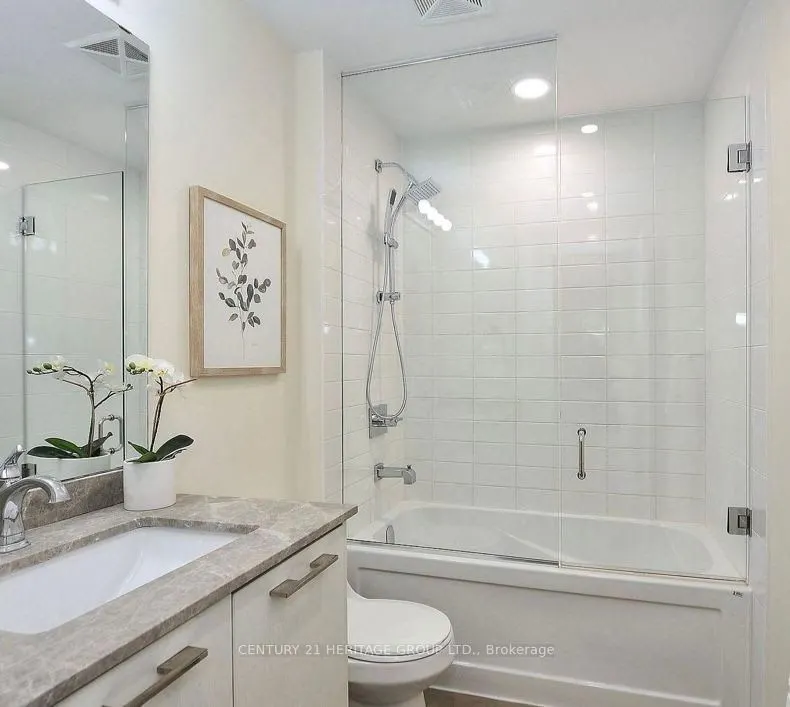 9471 Yonge Street, #244