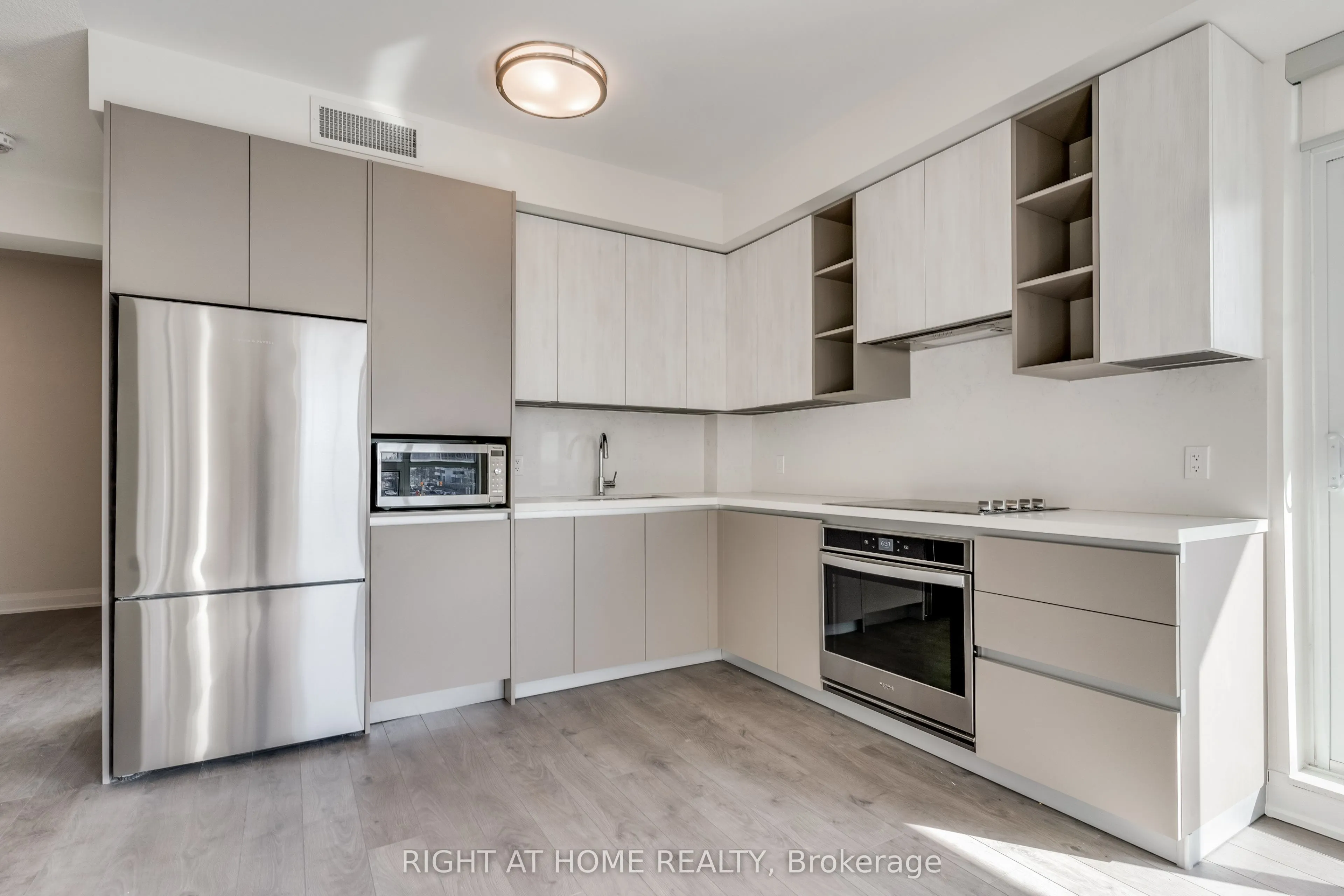 398 Highway 7 E, #709