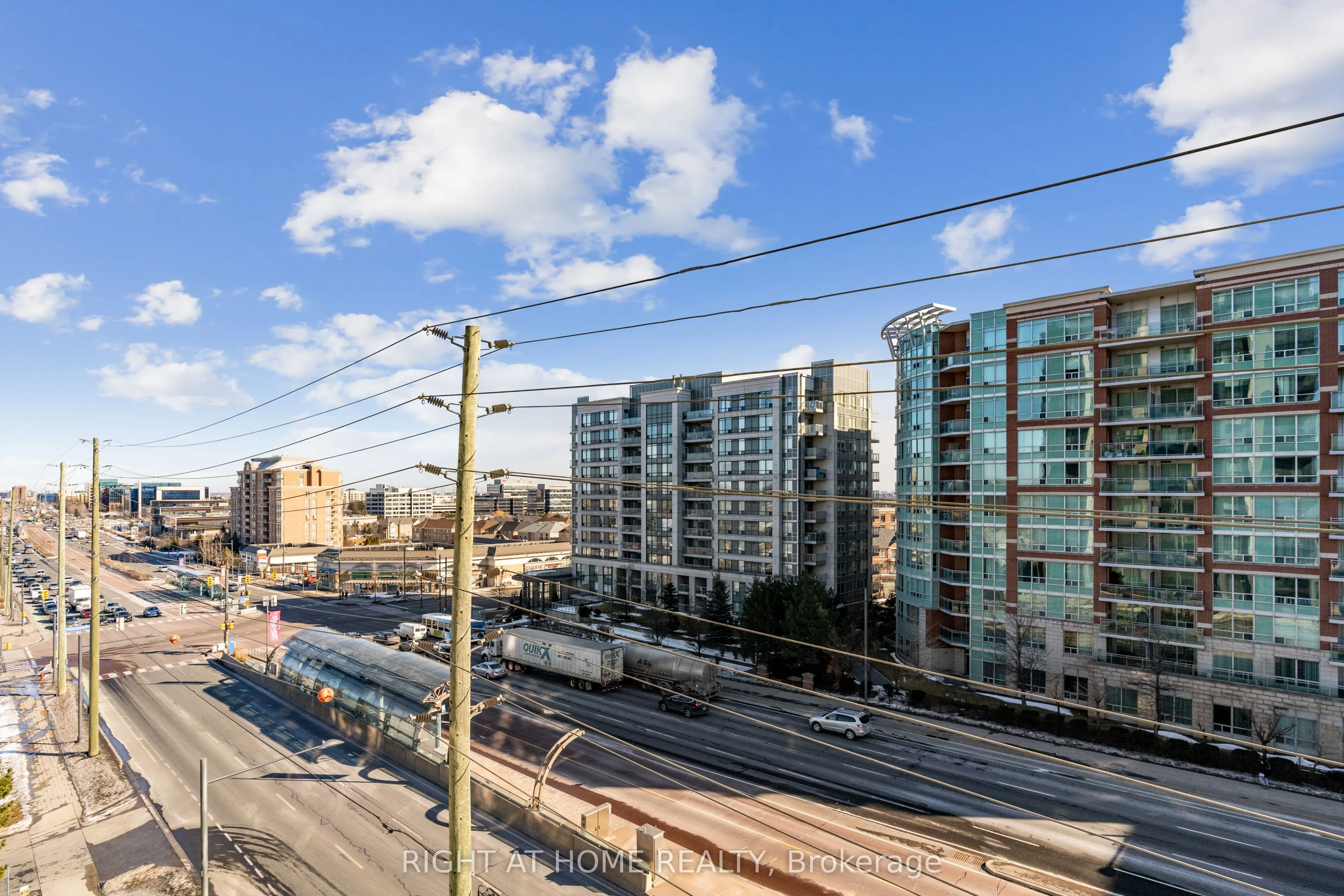 398 Highway 7 E, #709