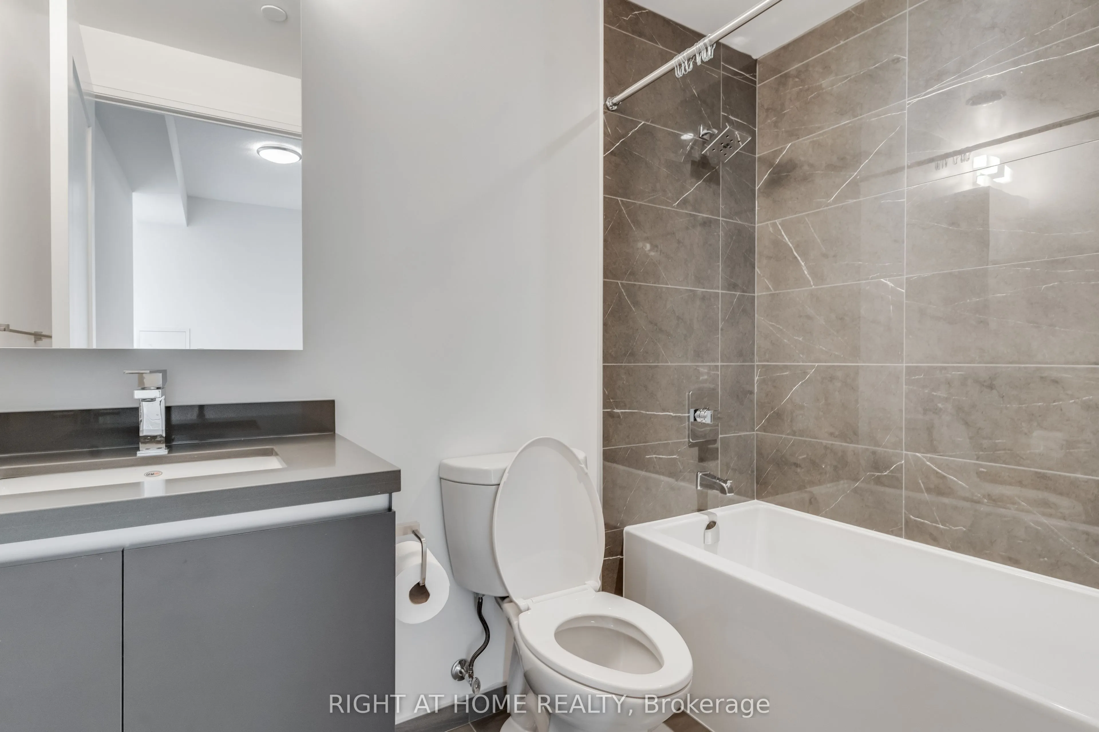 398 Highway 7 E, #709