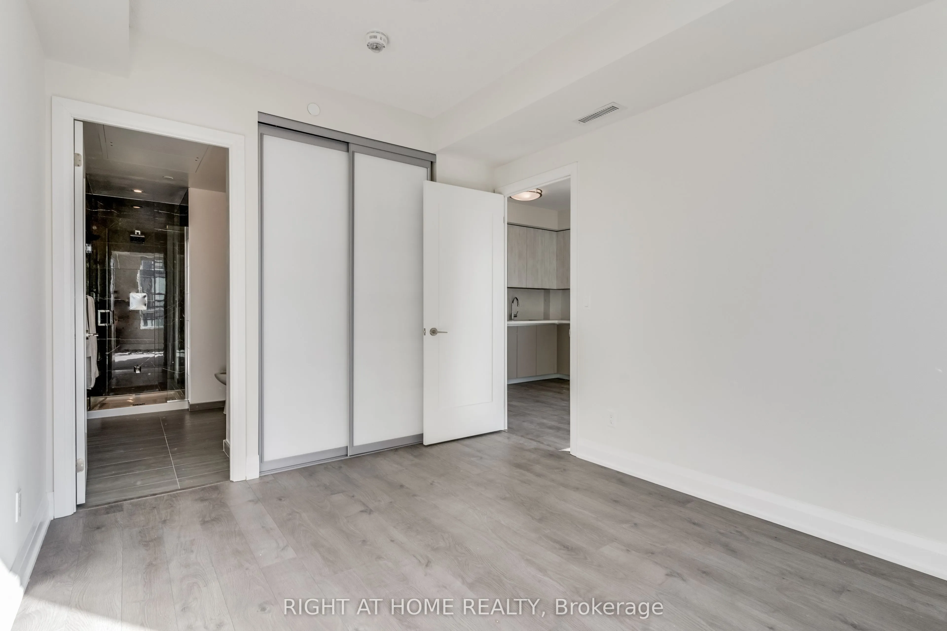 398 Highway 7 E, #709