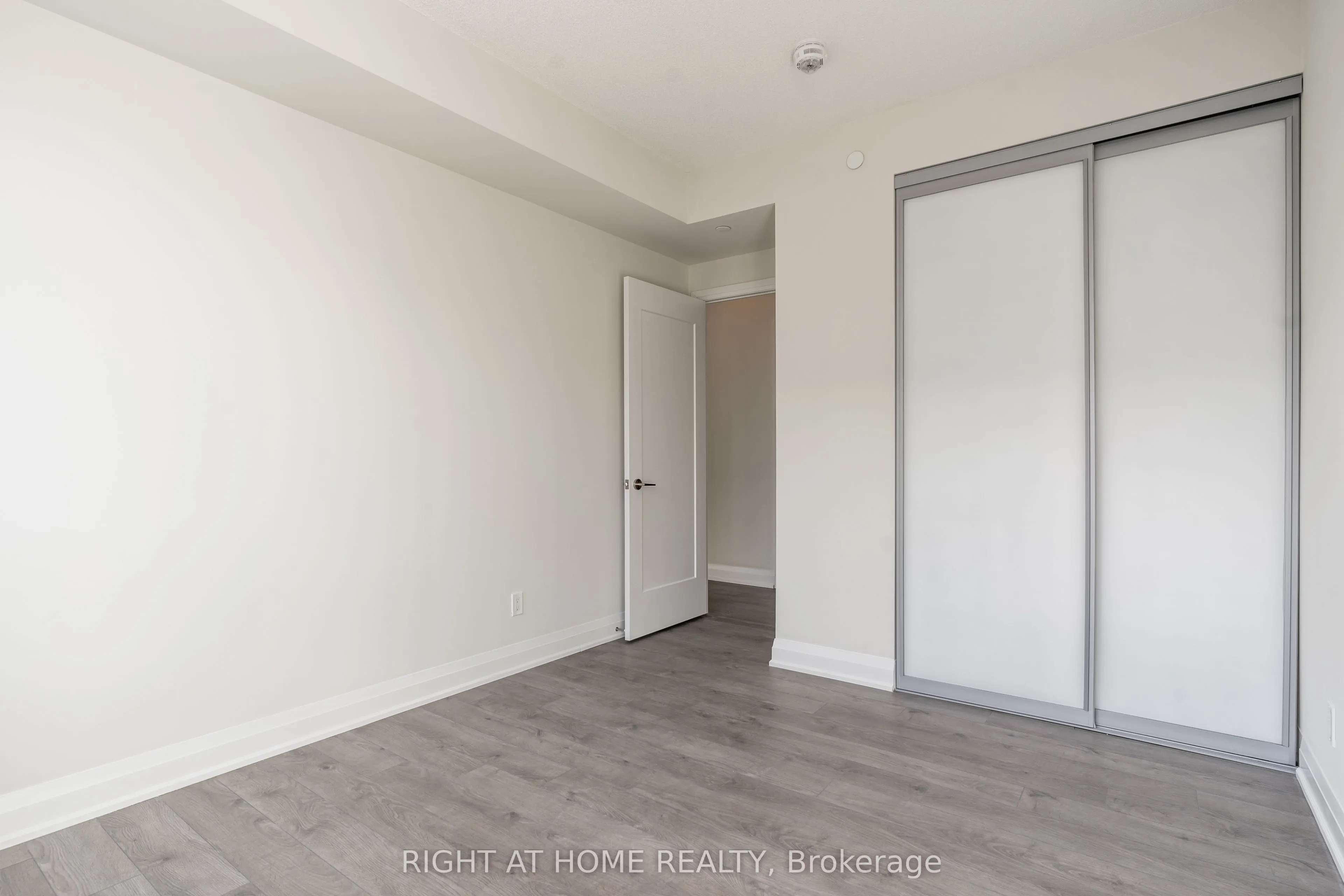 398 Highway 7 E, #709