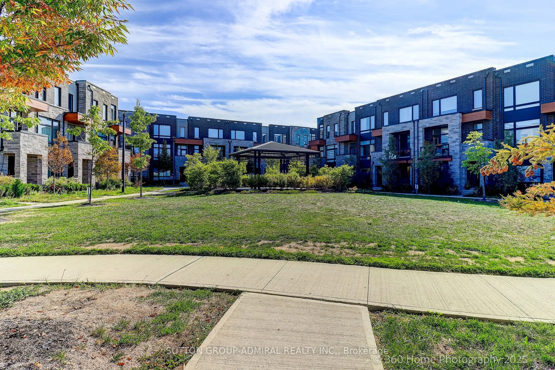 18 Pageant Avenue