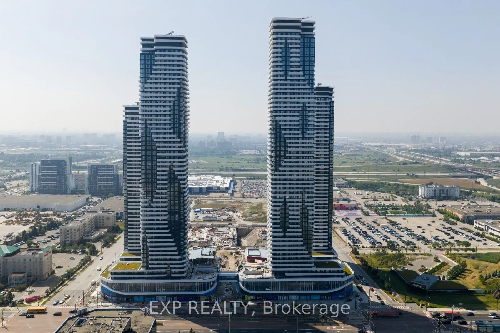 28 Interchange Way Way N, #Unit 4308