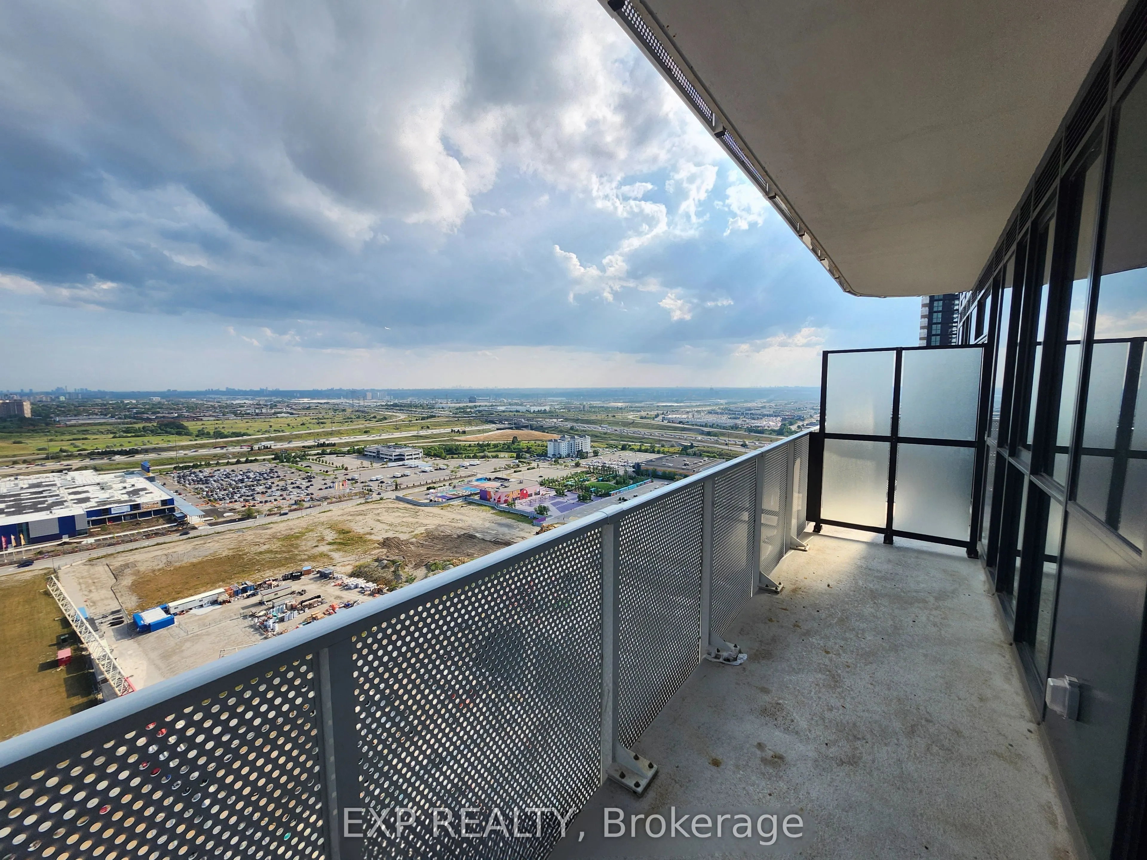 28 Interchange Way Way N, #Unit 4308