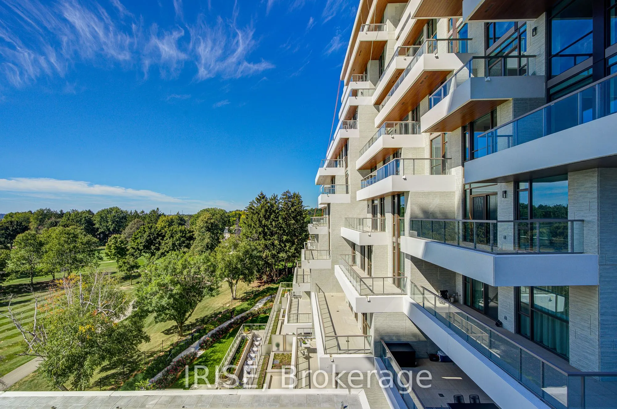 397 Royal Orchard Boulevard, #522