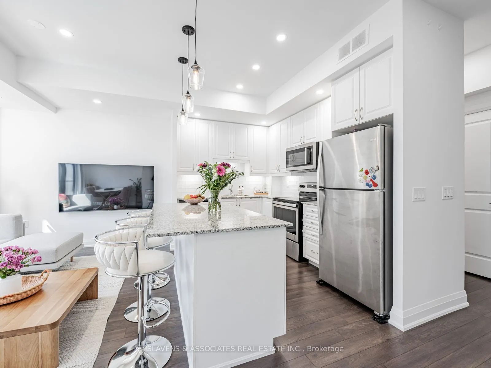 5289 Highway 7, #D1203