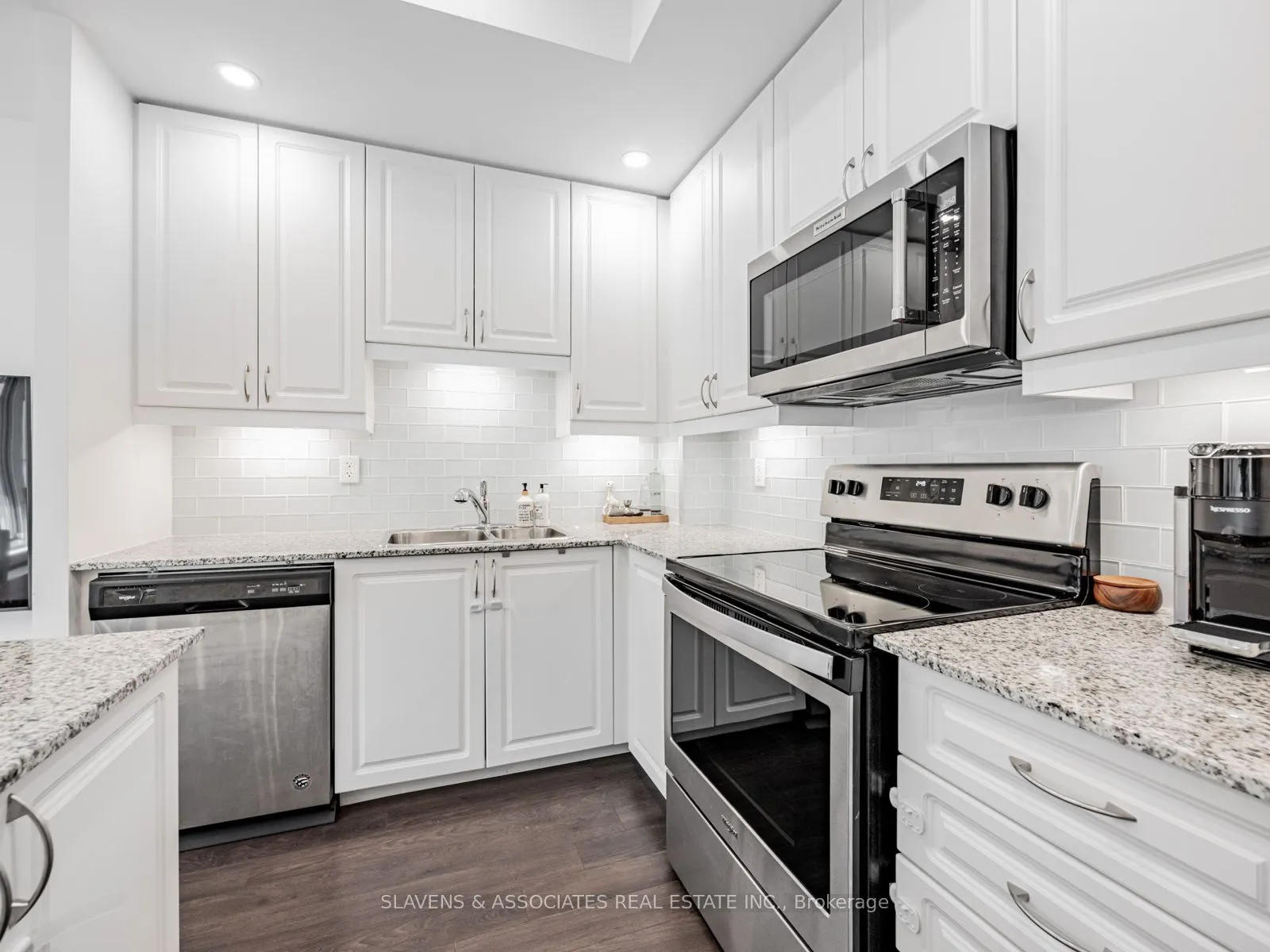 5289 Highway 7, #D1203