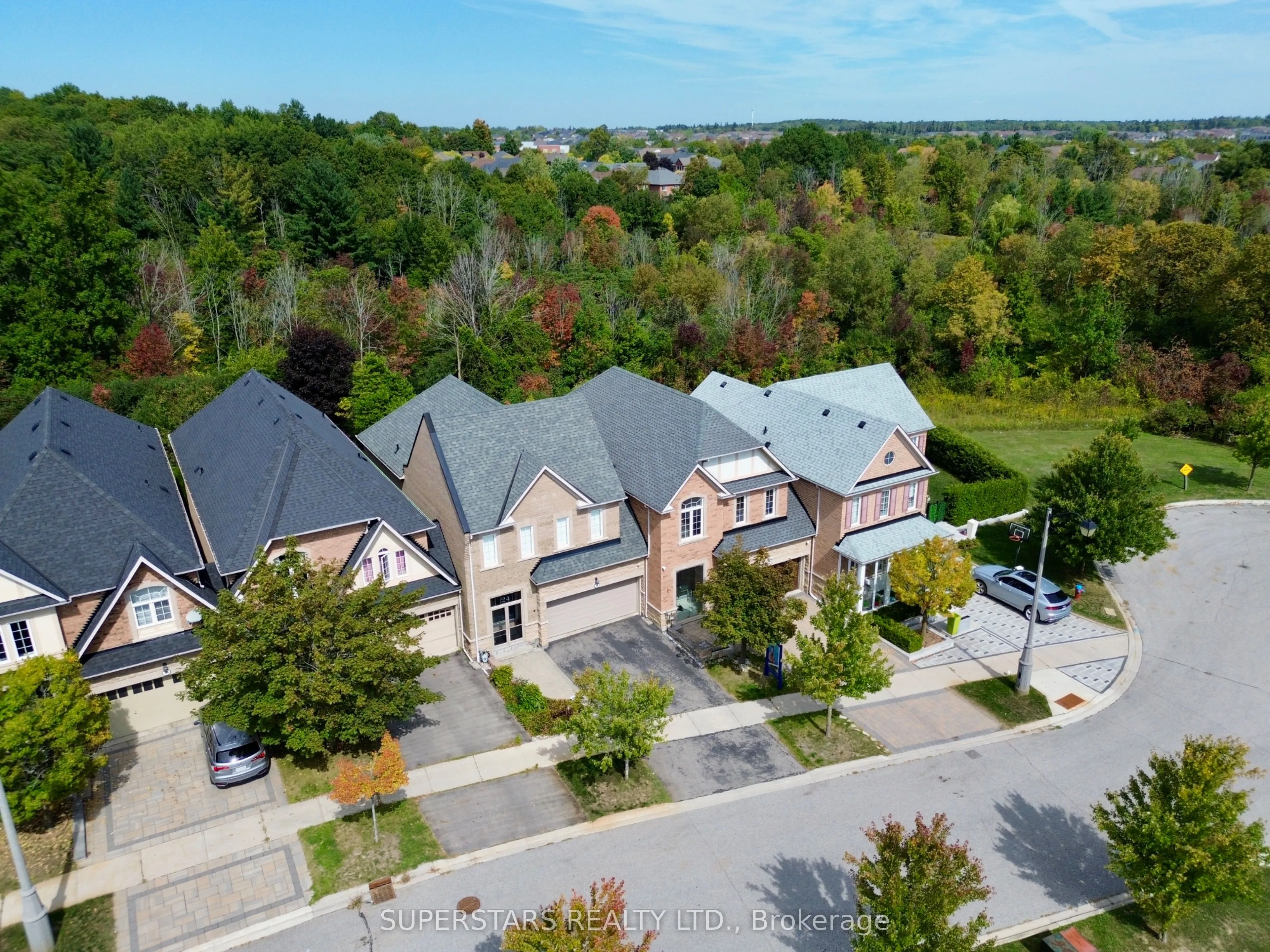 26 Windmill Court
