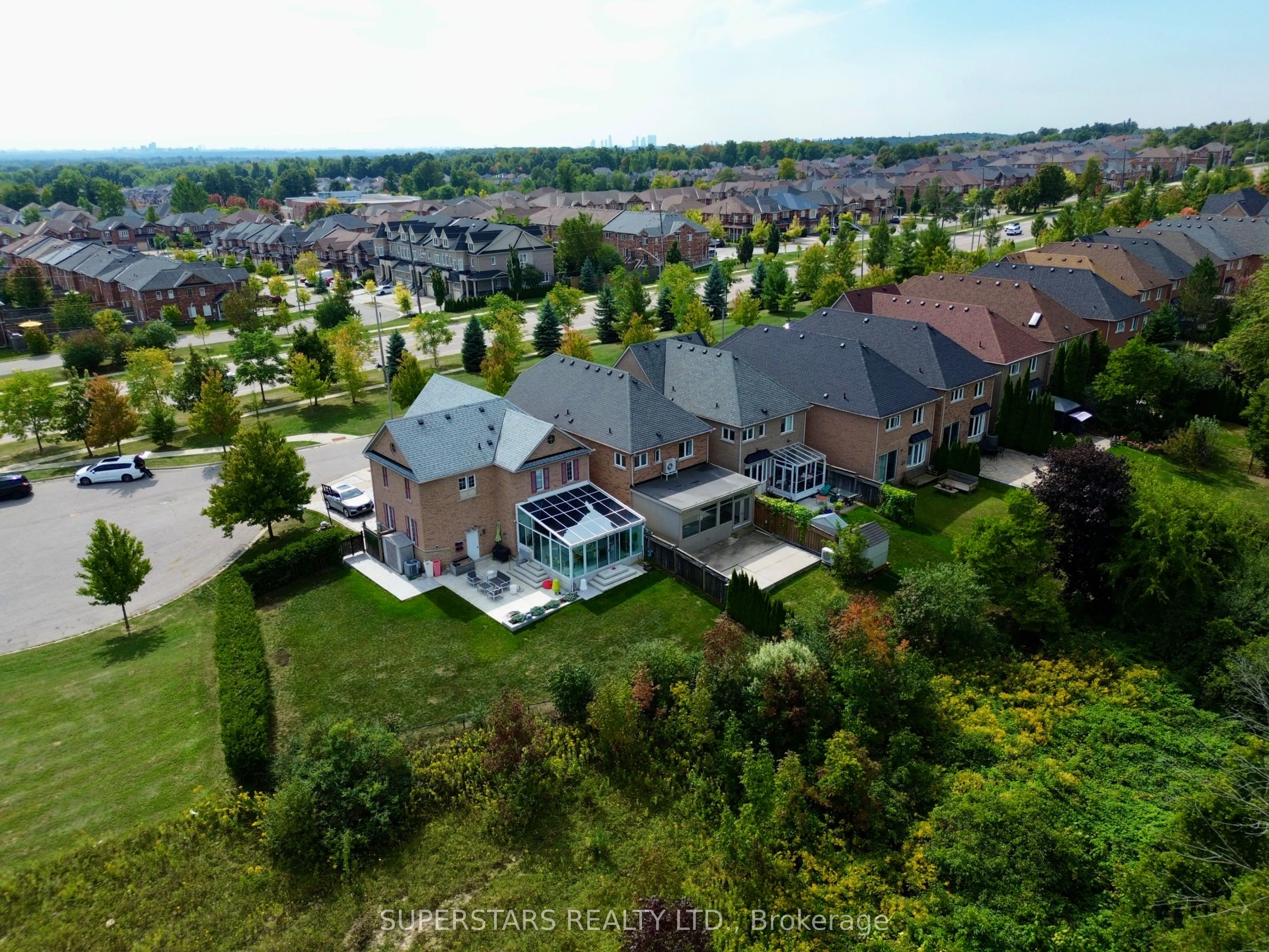 26 Windmill Court