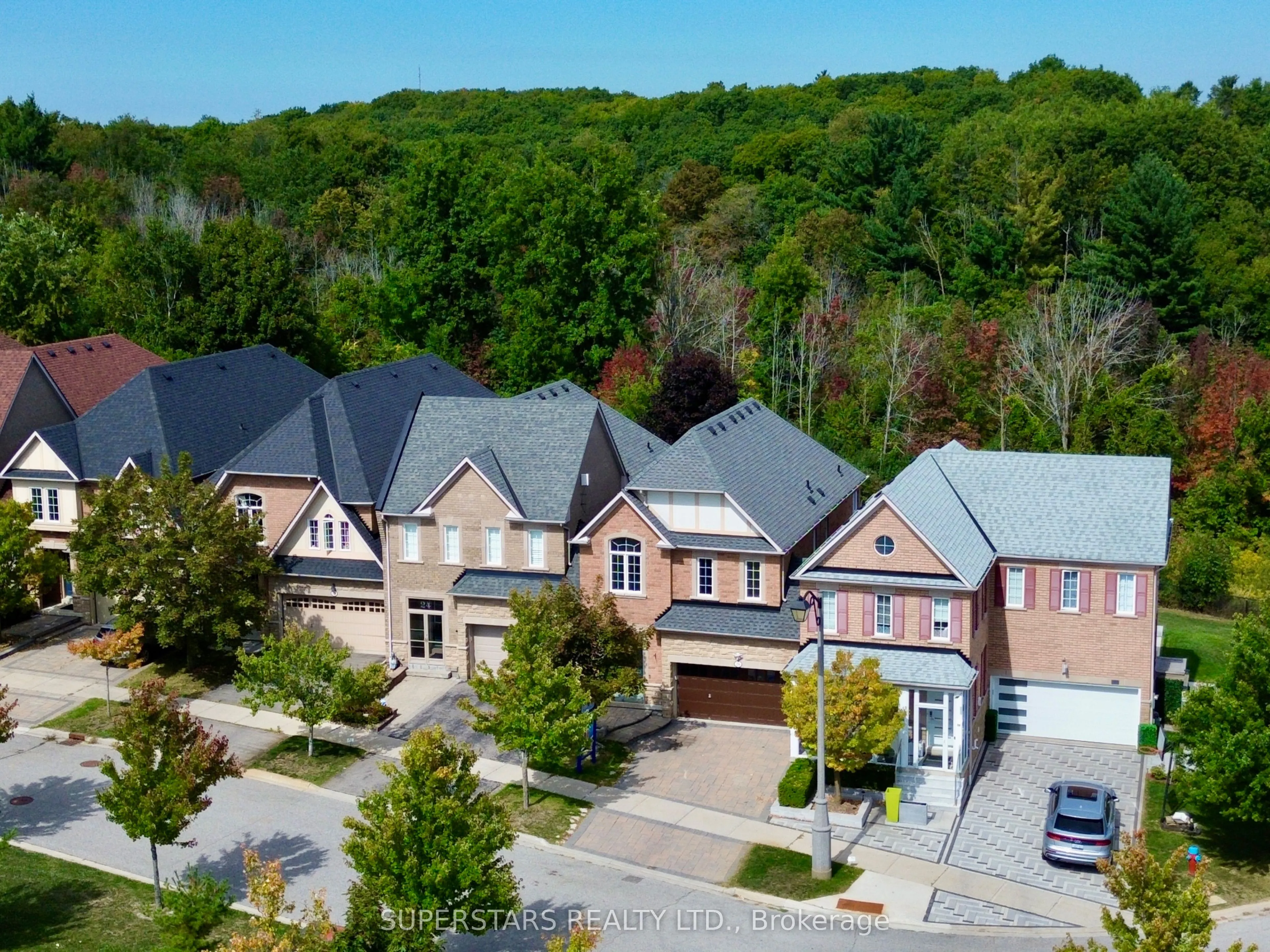 26 Windmill Court