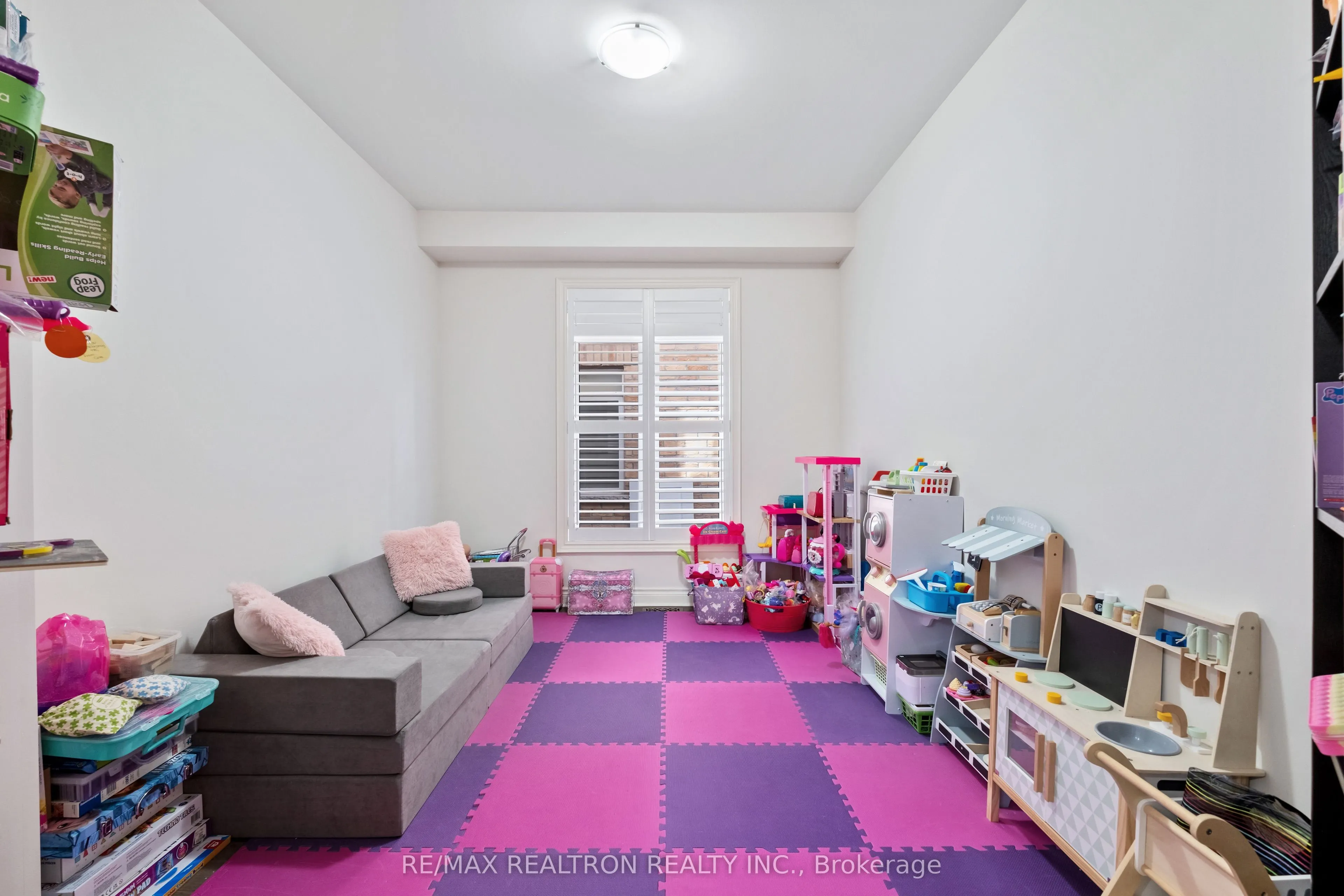 91 Cayton Crescent