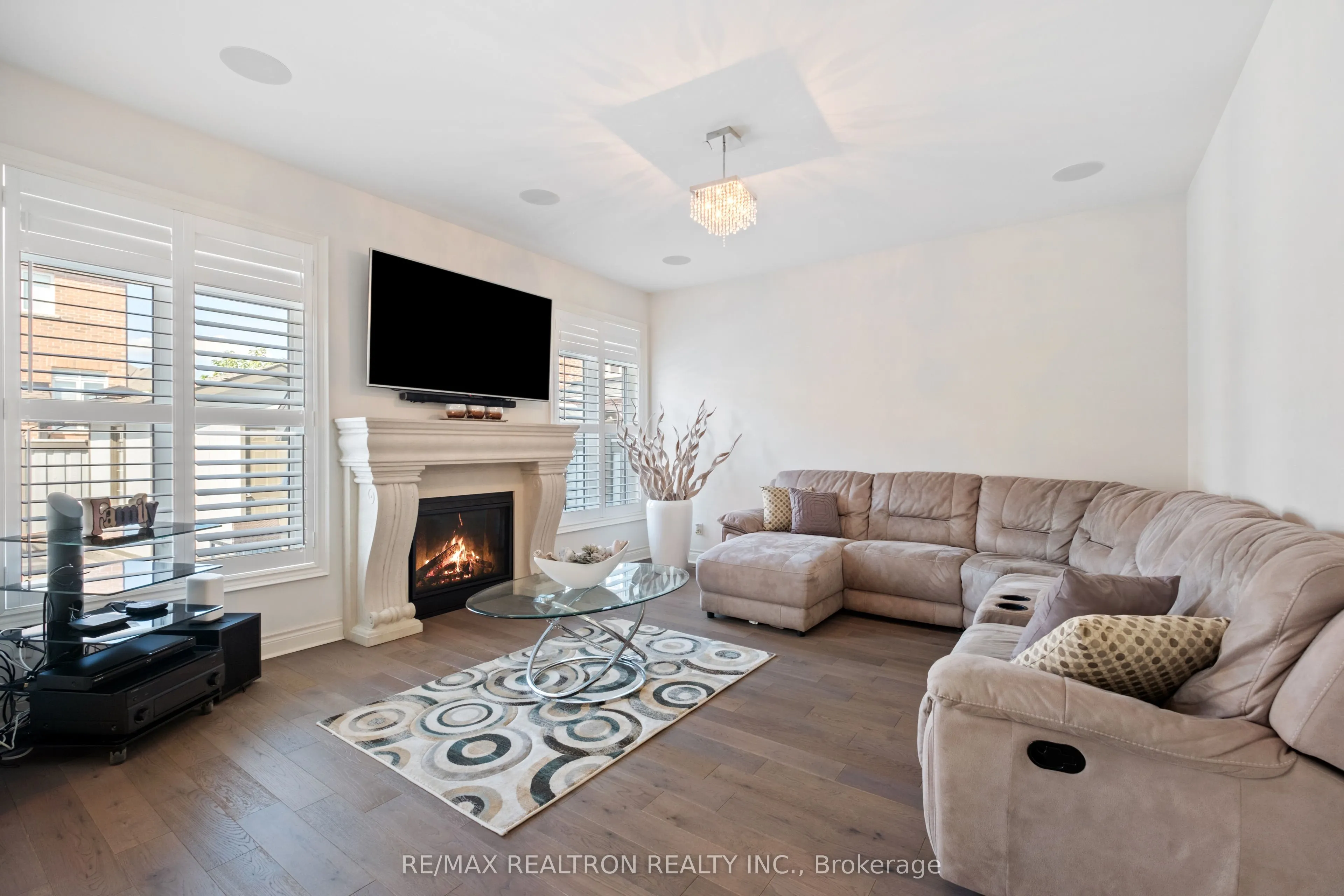 91 Cayton Crescent