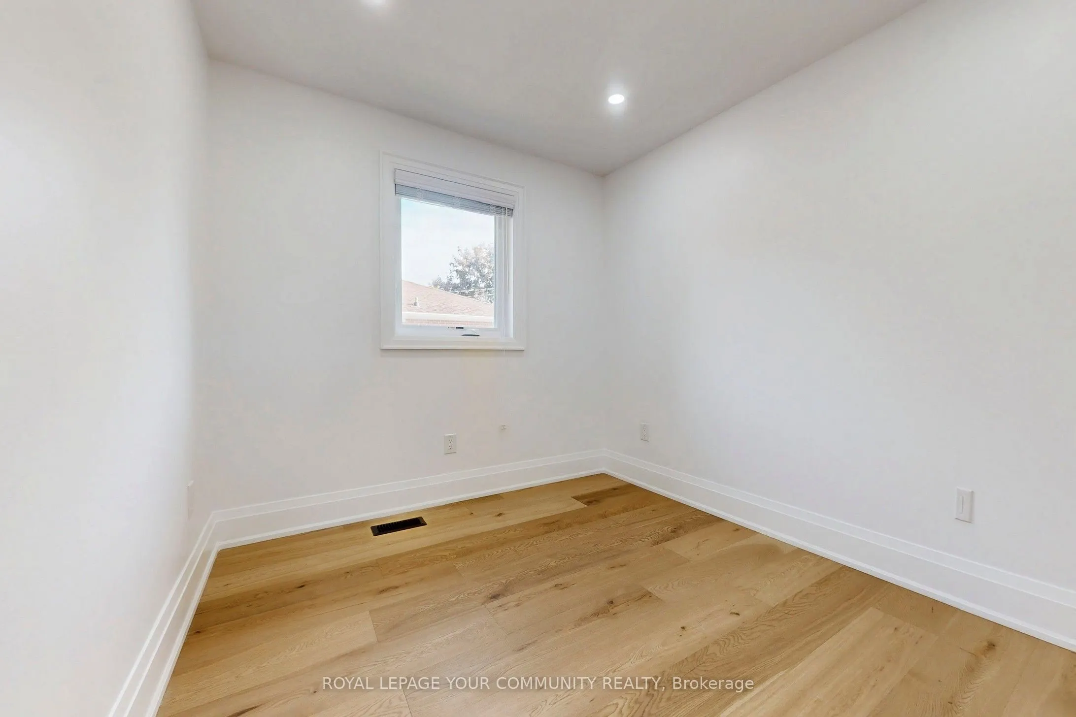 12 Kemano Road, #Main
