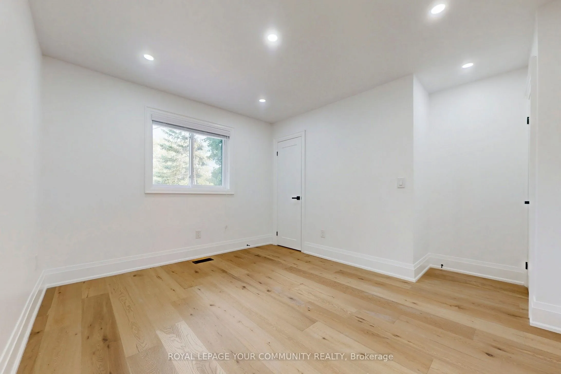 12 Kemano Road, #Main