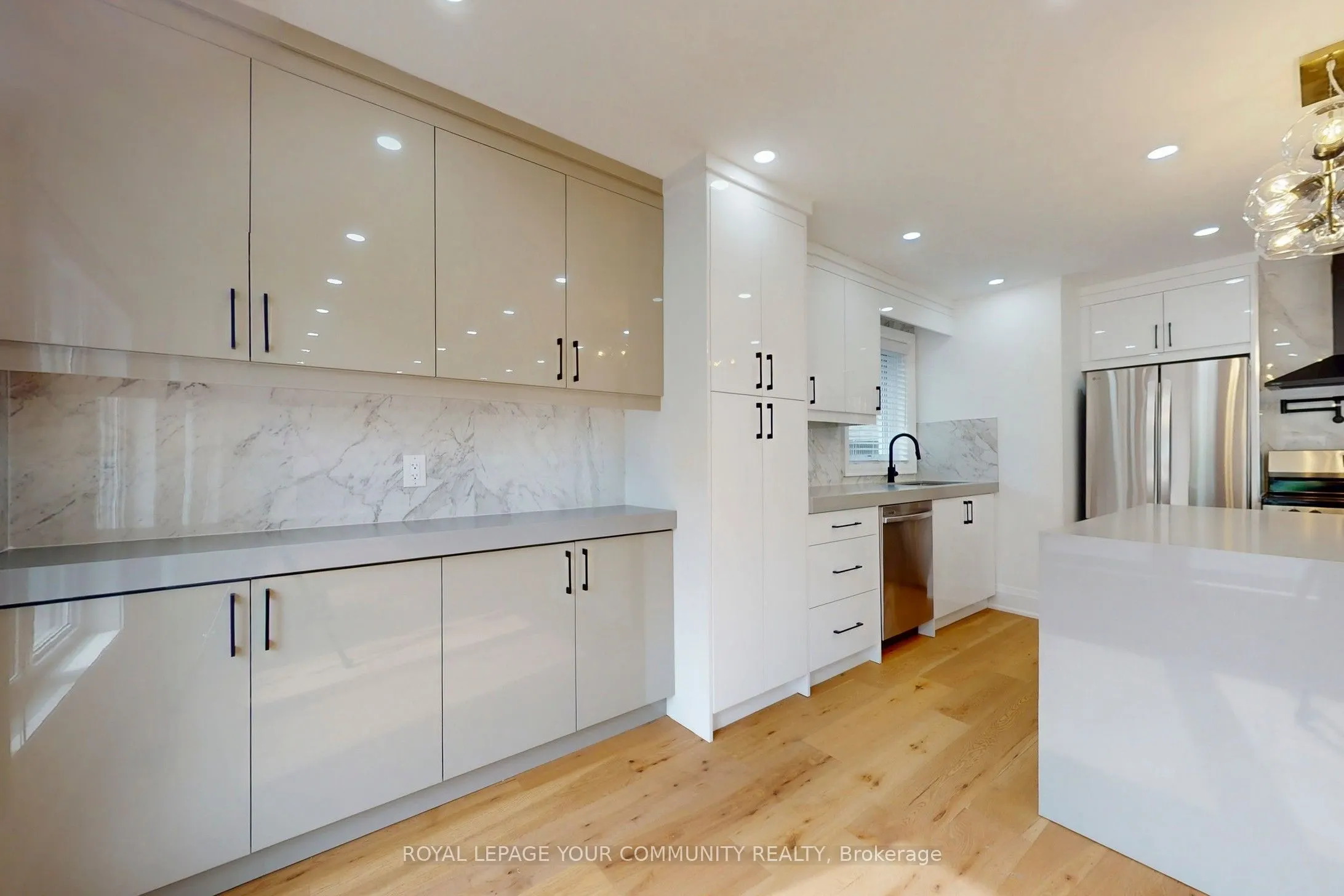 12 Kemano Road, #Main