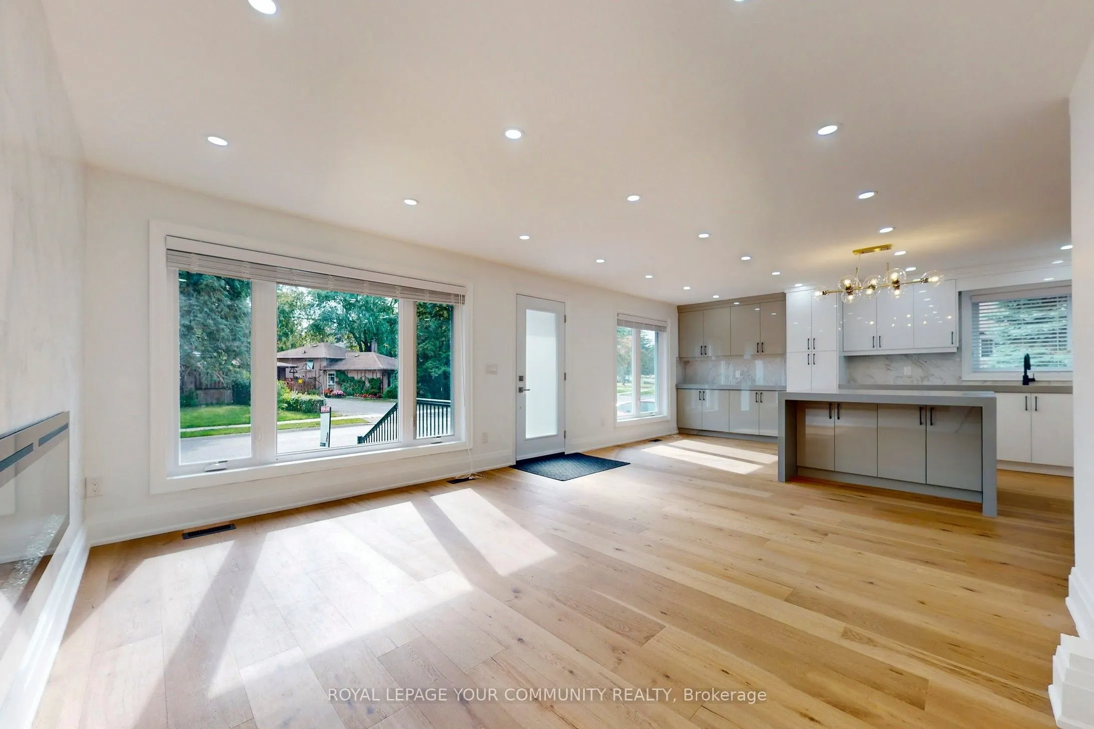 12 Kemano Road, #Main