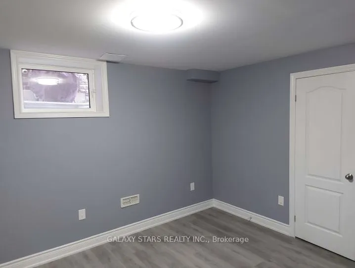 364 Cornell Centre Boulevard, #Bsmt