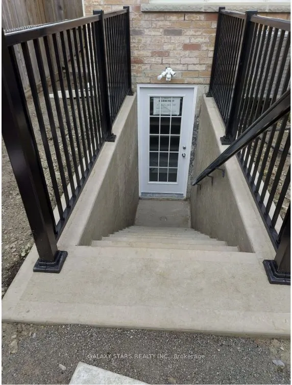 364 Cornell Centre Boulevard, #Bsmt