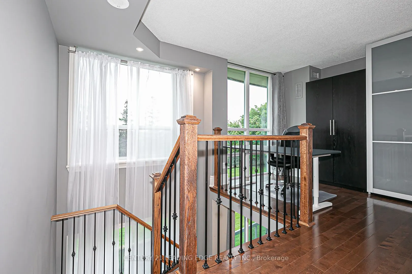 3 ELLESMERE Street, #202