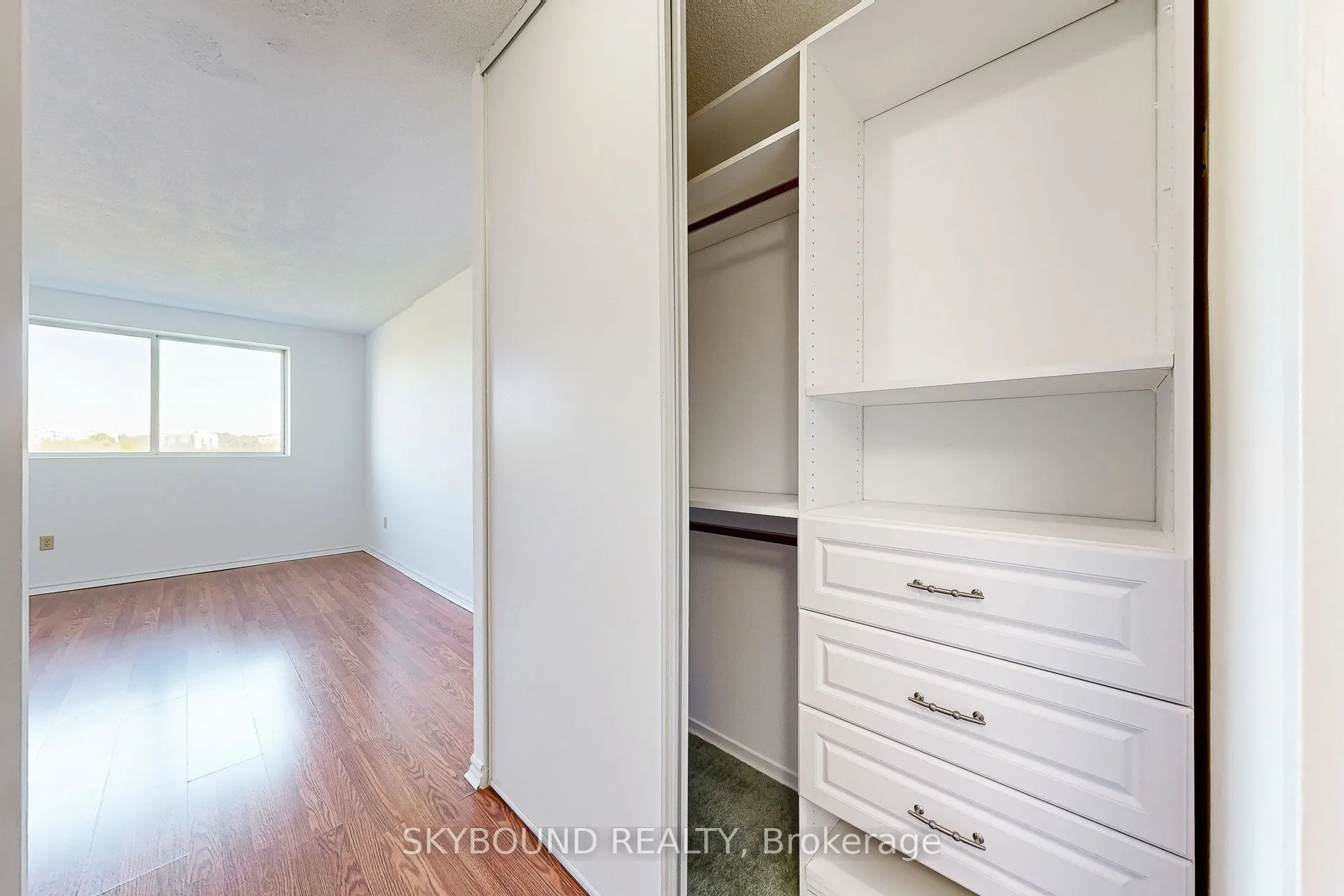 5 Weldrick Road W, #611