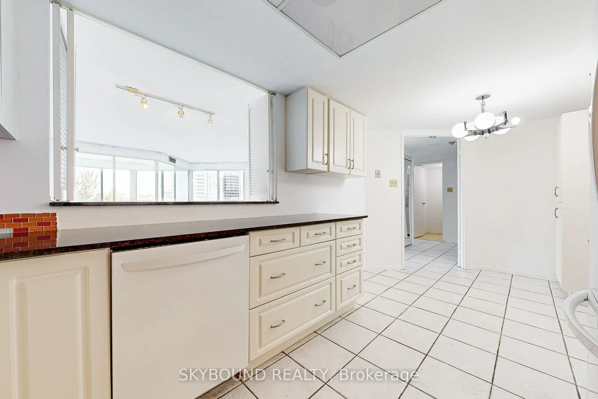 5 Weldrick Road W, #611