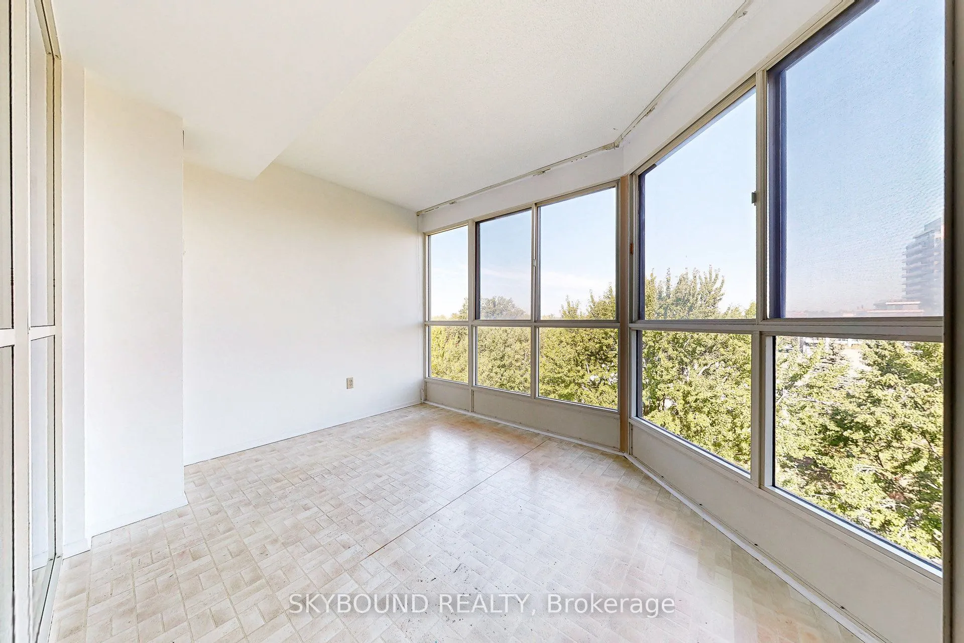 5 Weldrick Road W, #611