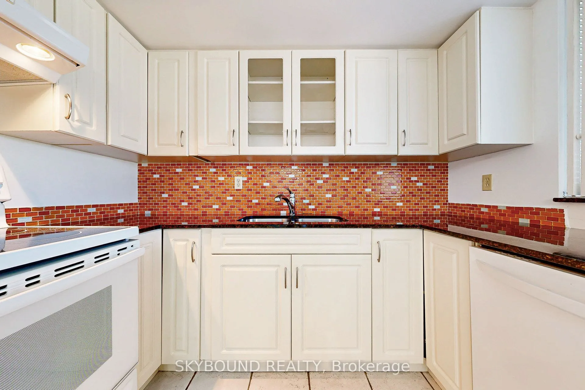 5 Weldrick Road W, #611