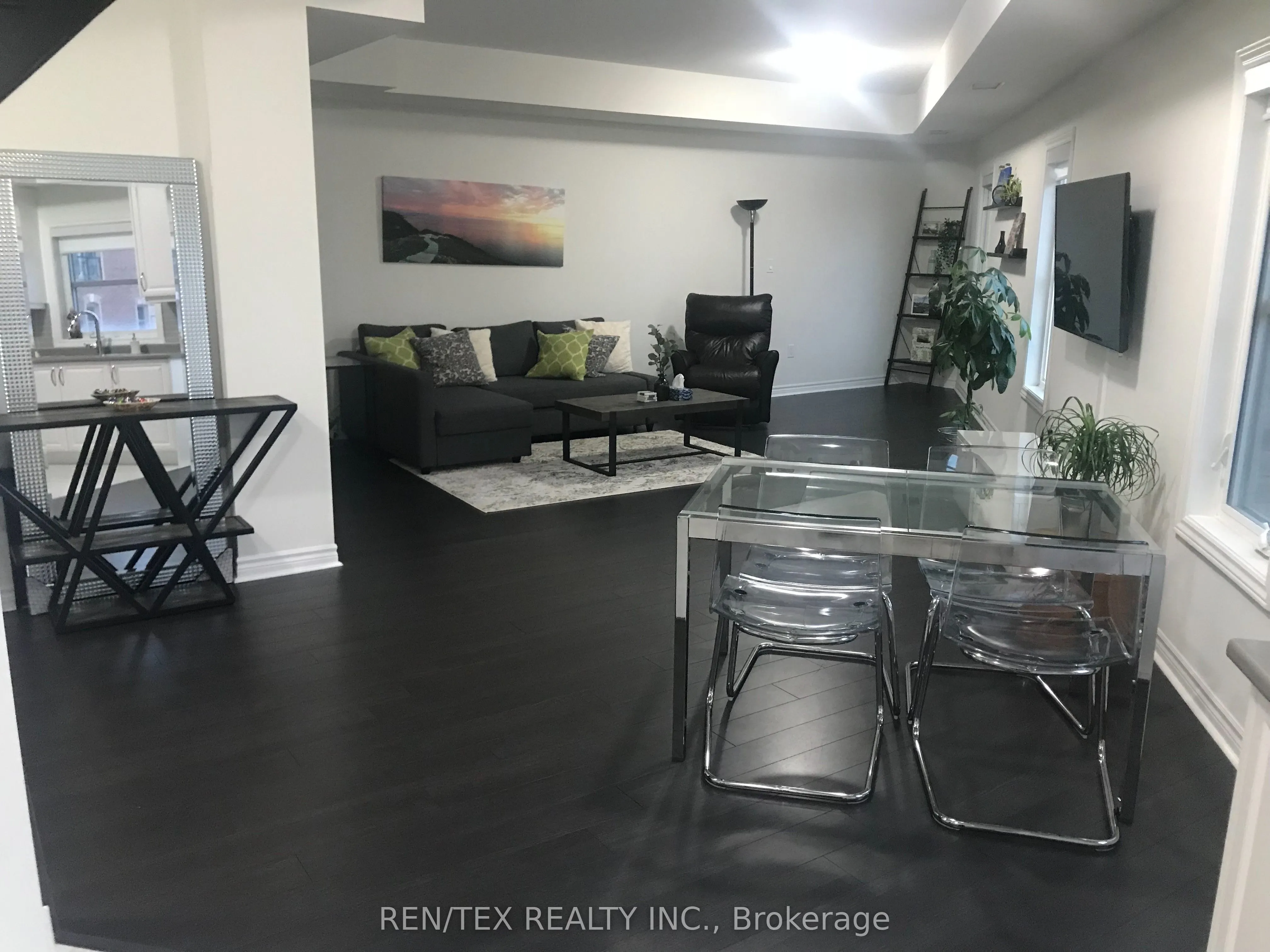 3905 Major Mackenzie Drive W, #218