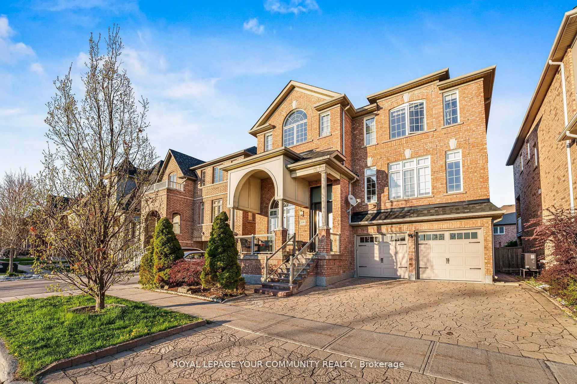 339 Thomas Cook Avenue