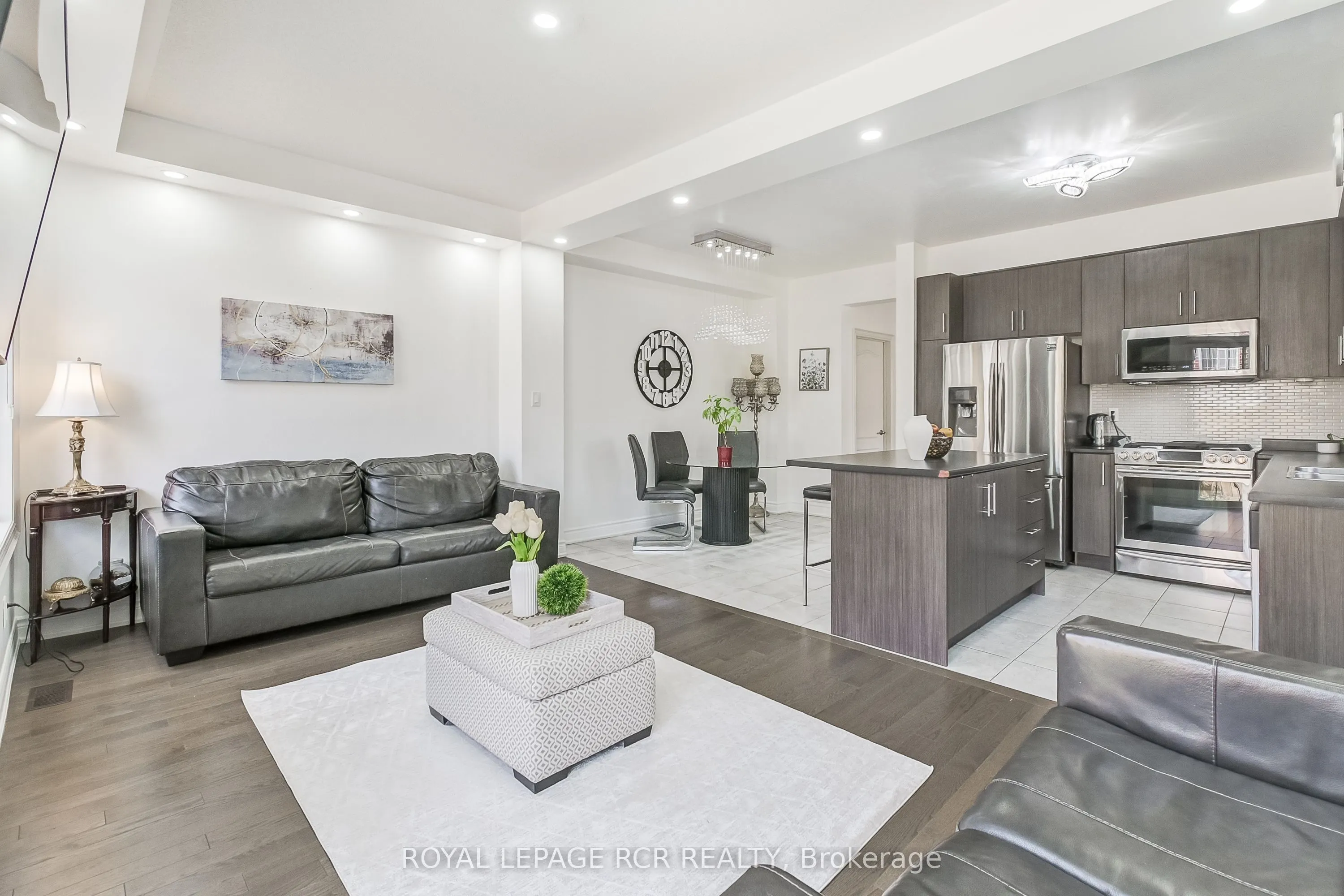 1 Silver Charm Drive