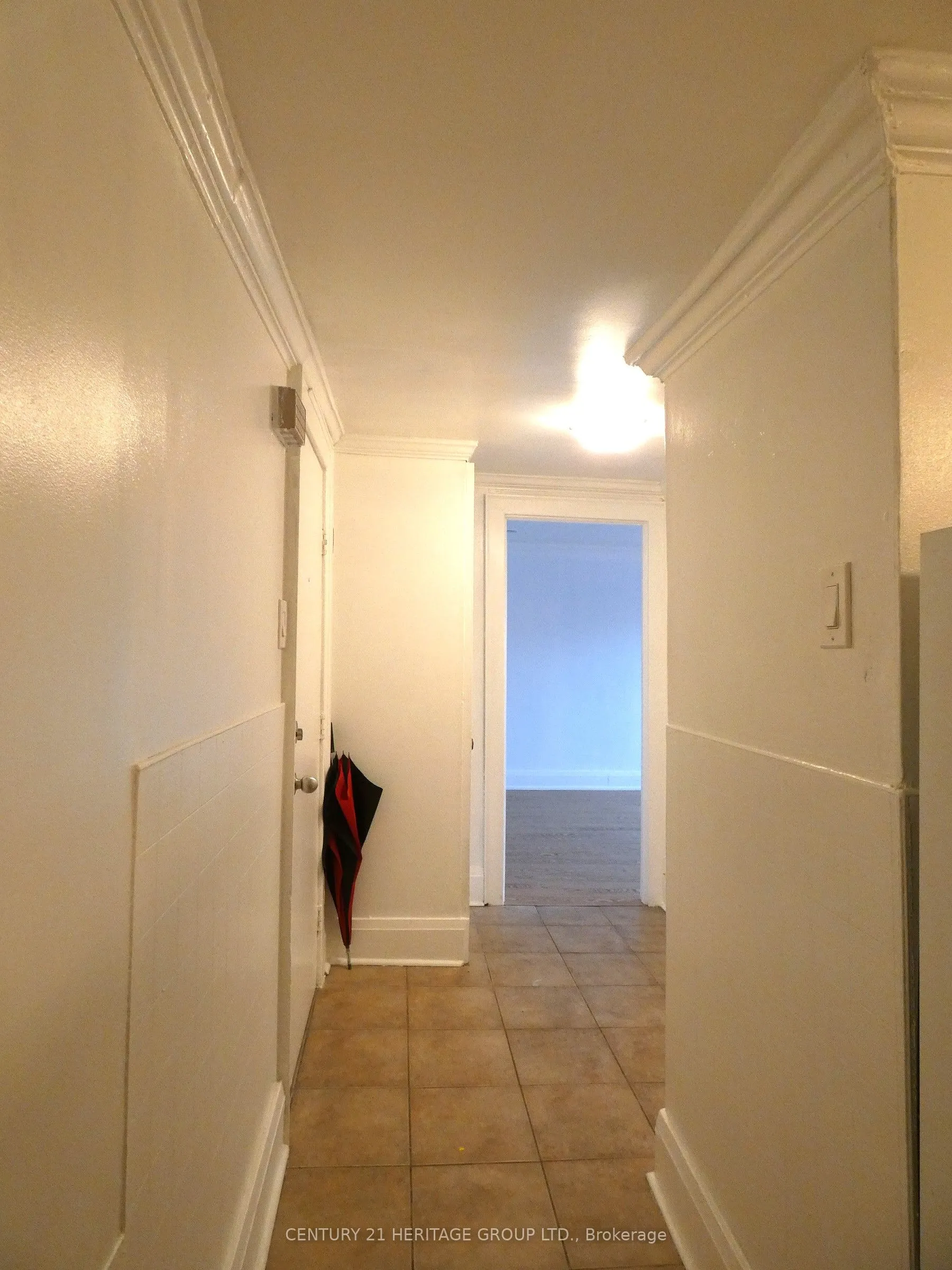 201 Main Street S, #6
