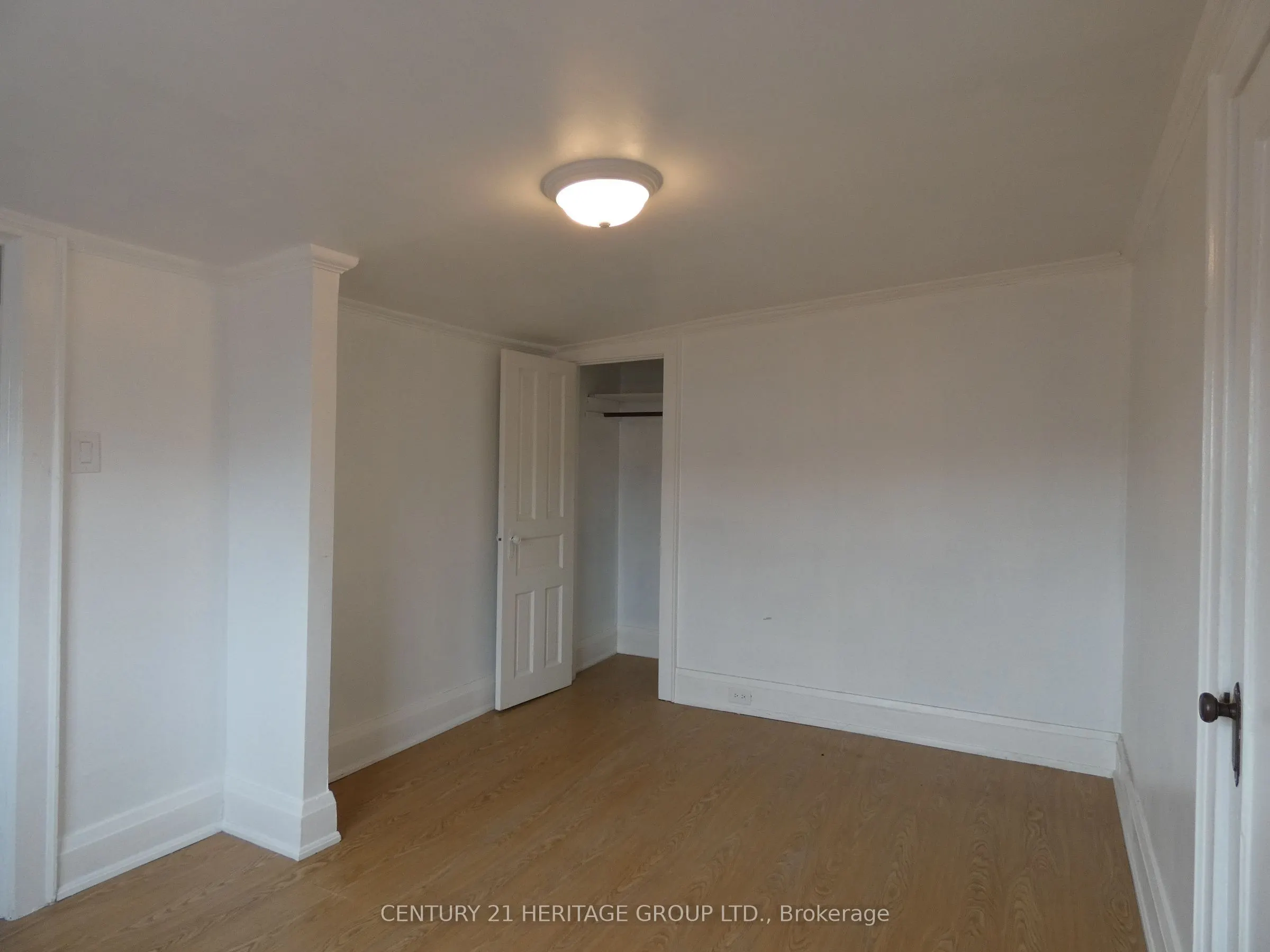 201 Main Street S, #6