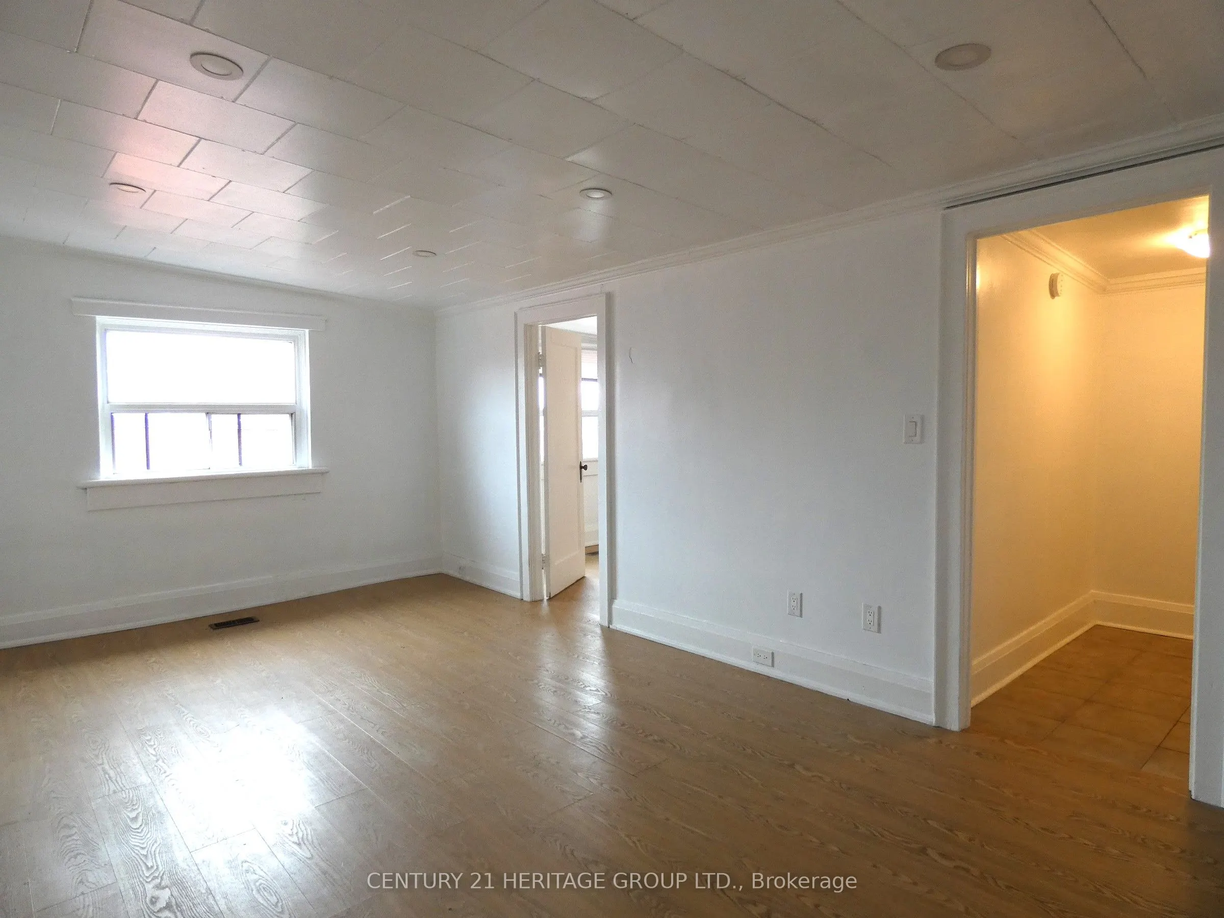 201 Main Street S, #6