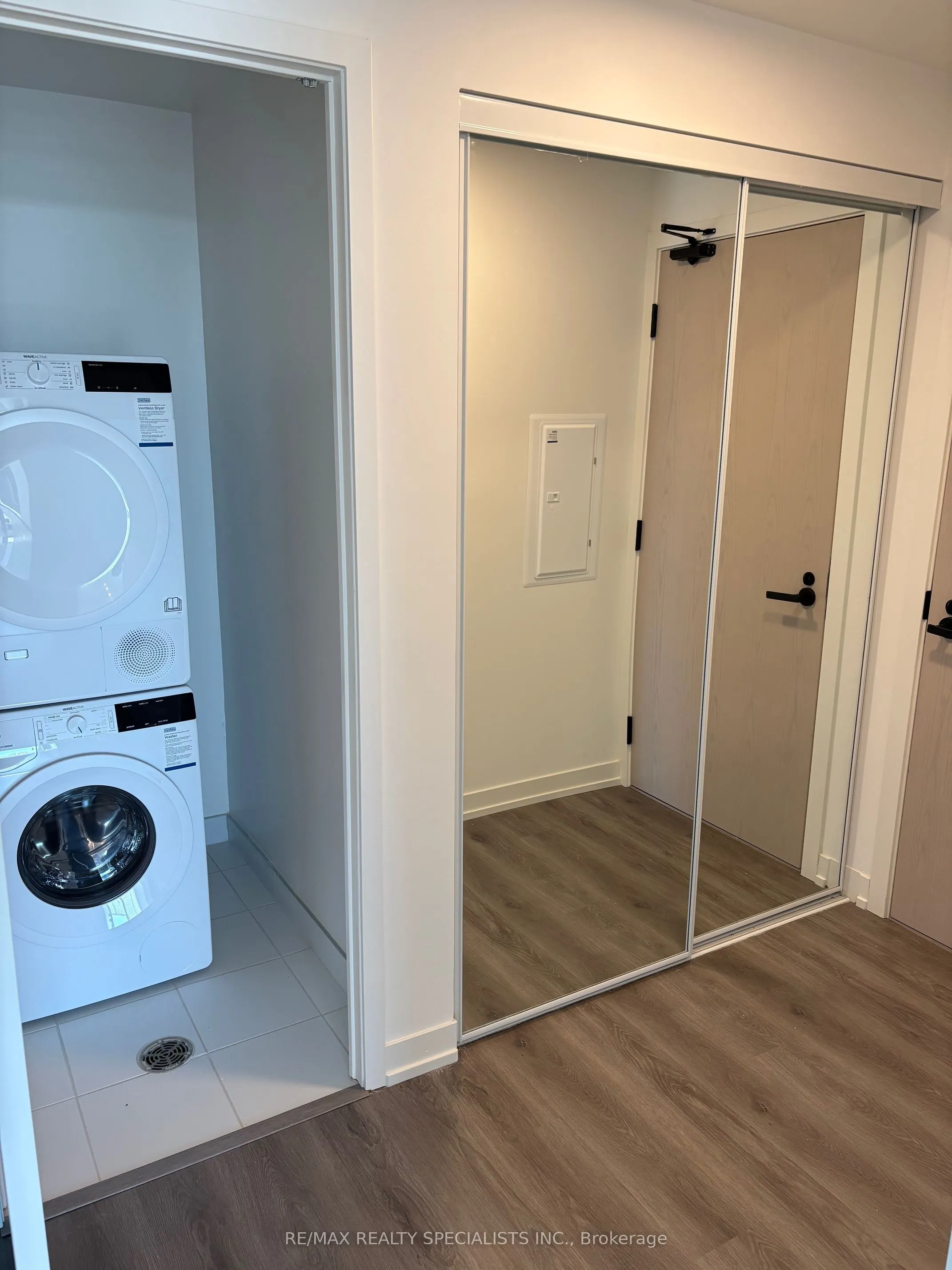 28 Interchange Way, #1712