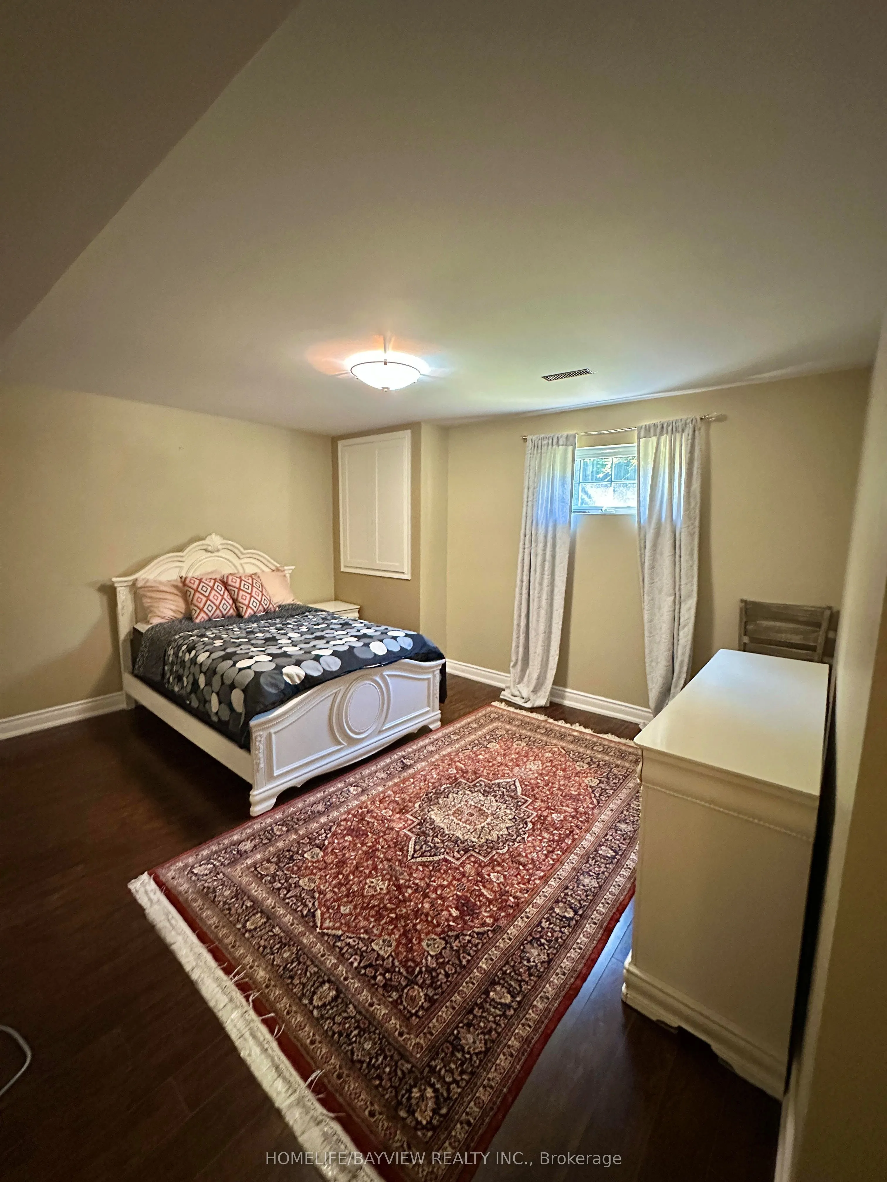 57 Thorny Brae (BASEMENT) Drive