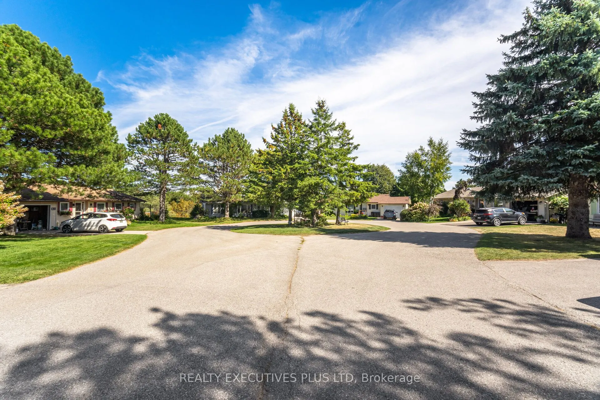 3 Hickory Court