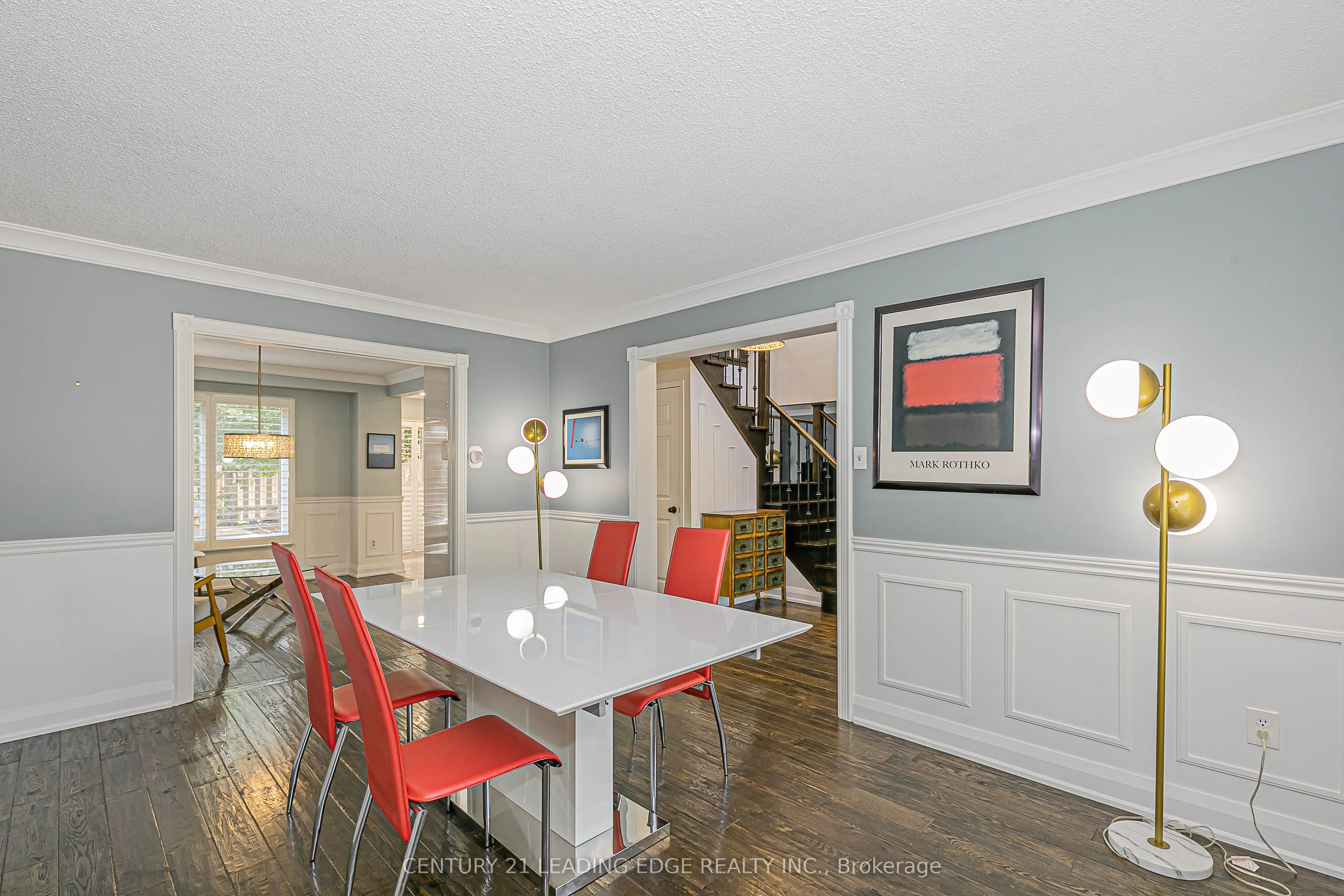 31 TWELVE OAKS Drive