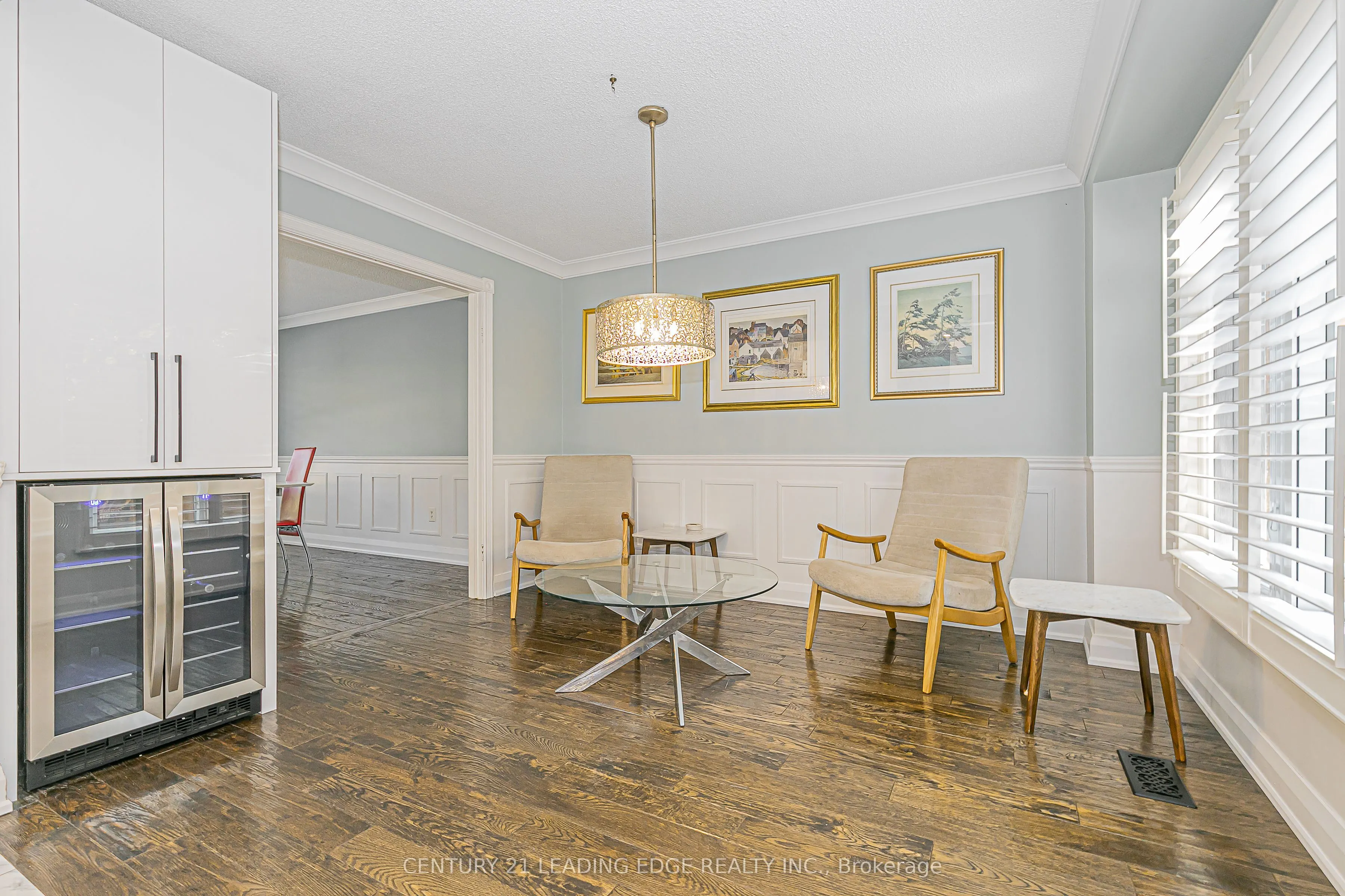 31 TWELVE OAKS Drive