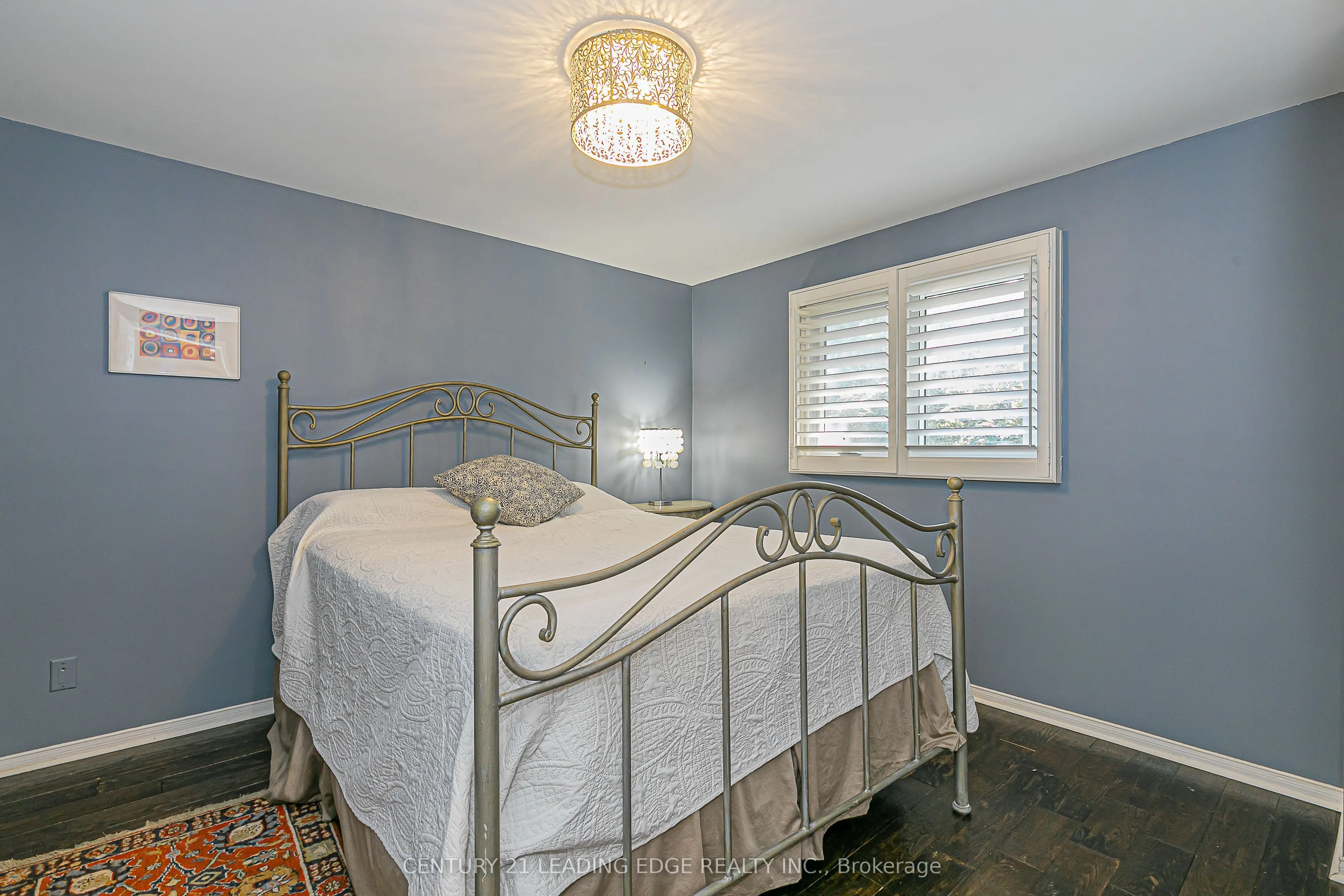 31 TWELVE OAKS Drive