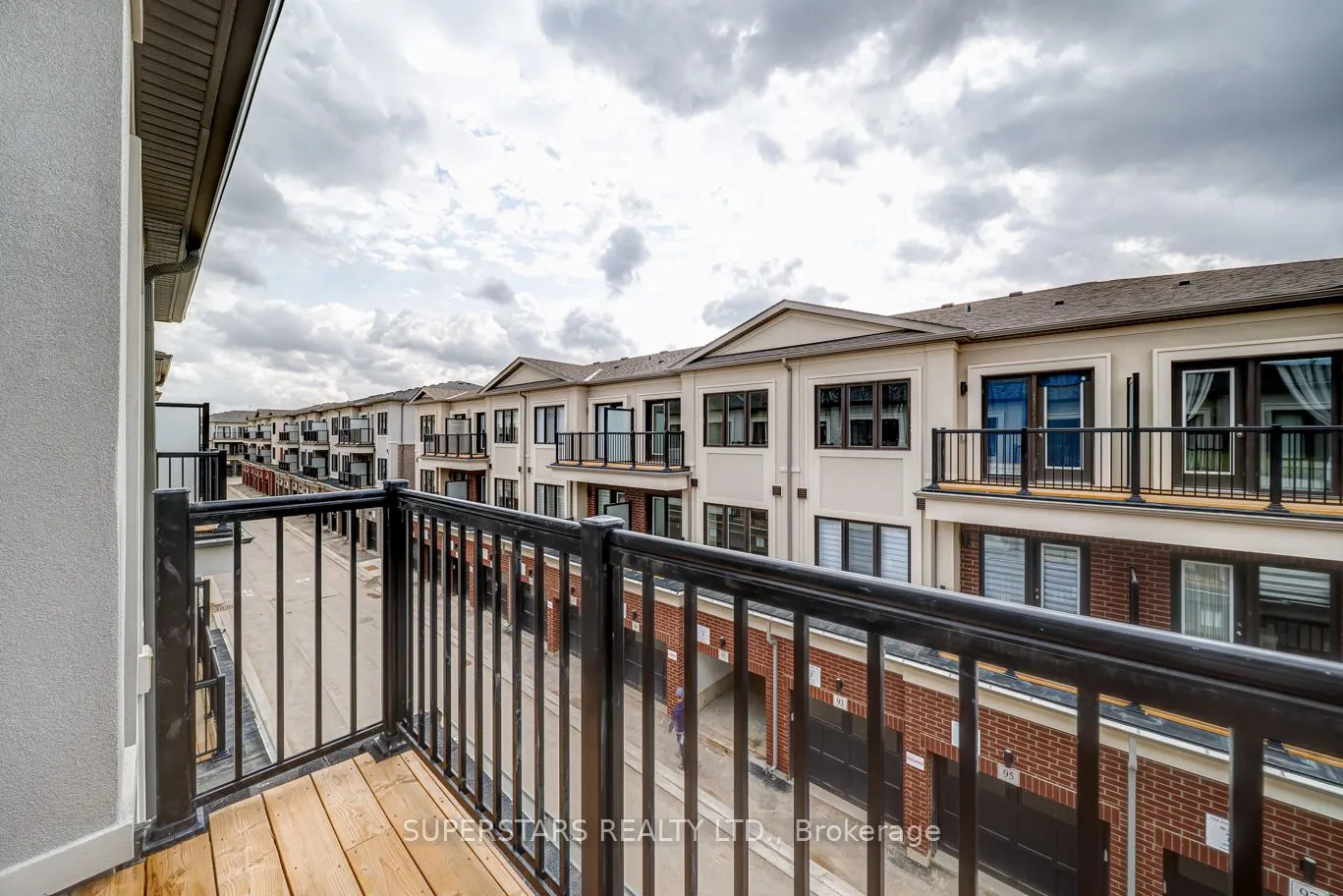 94 Matawin Lane, #21
